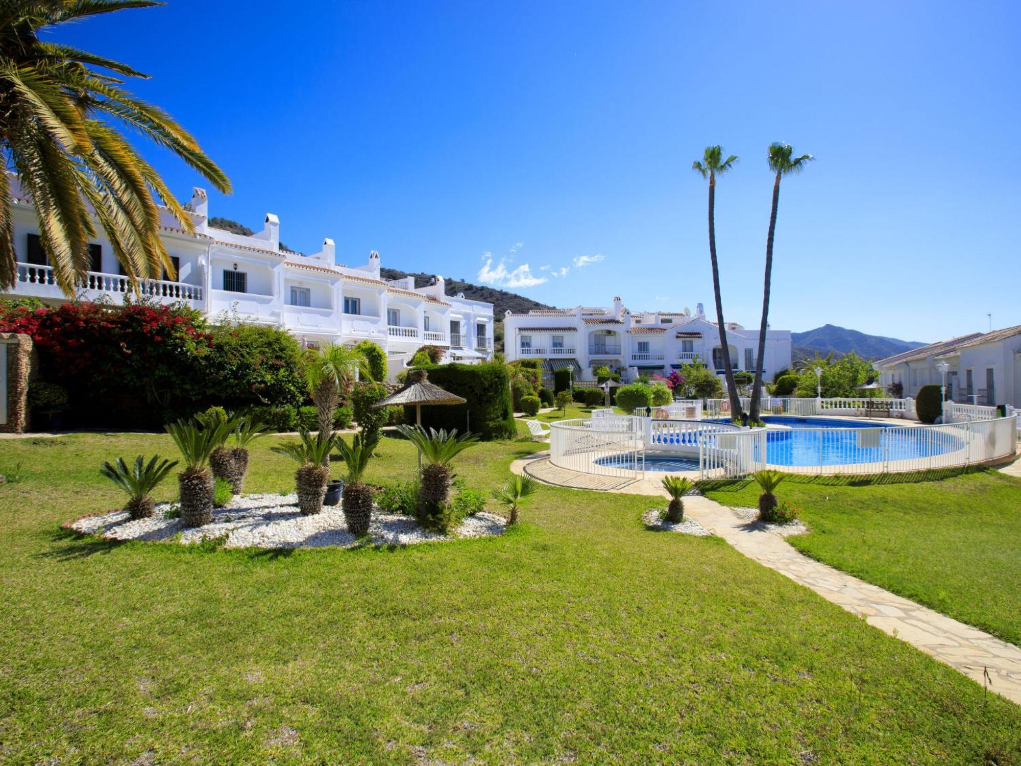 Casa de férias Jardines De By Interhome Nerja