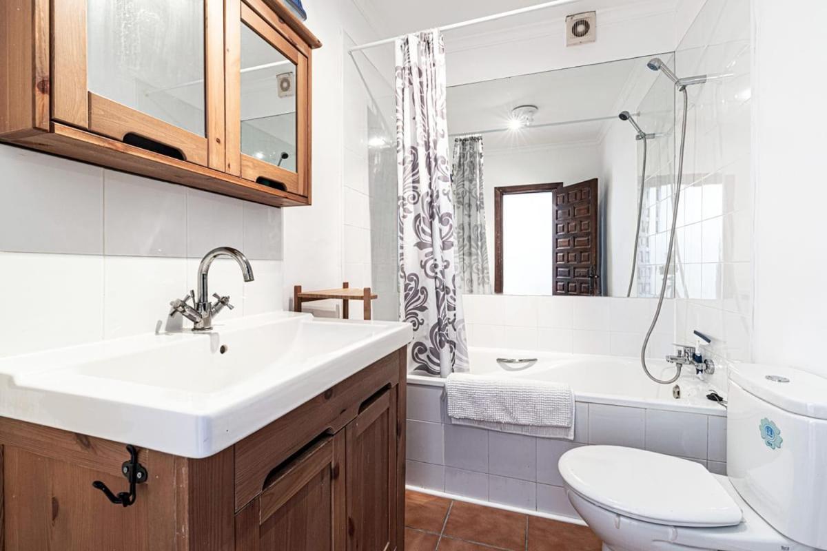 Paco Romo Apartamento Nerja