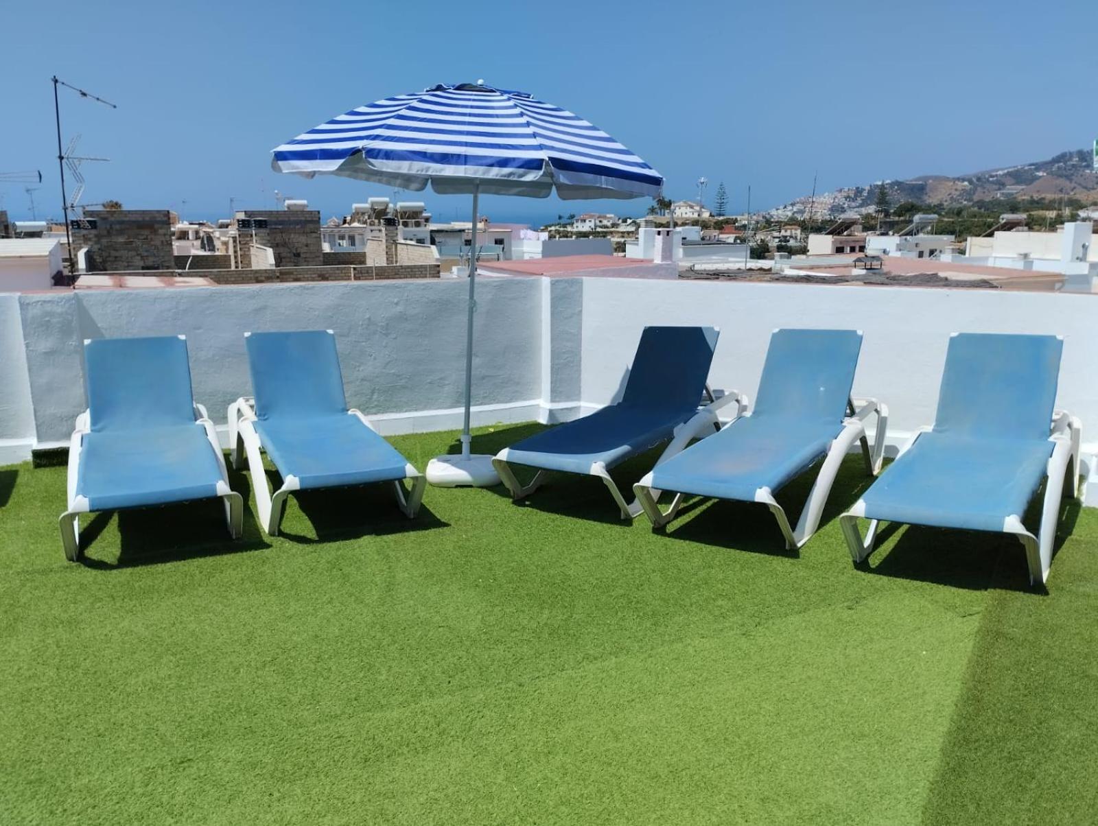 Casa Con Terraza Privada Casa de férias *
