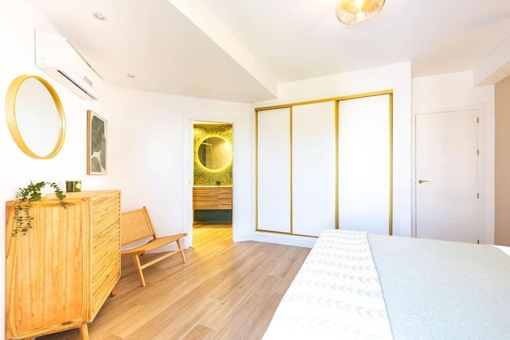 Sea View, Stylish & Modern 2 In The Center * Nerja