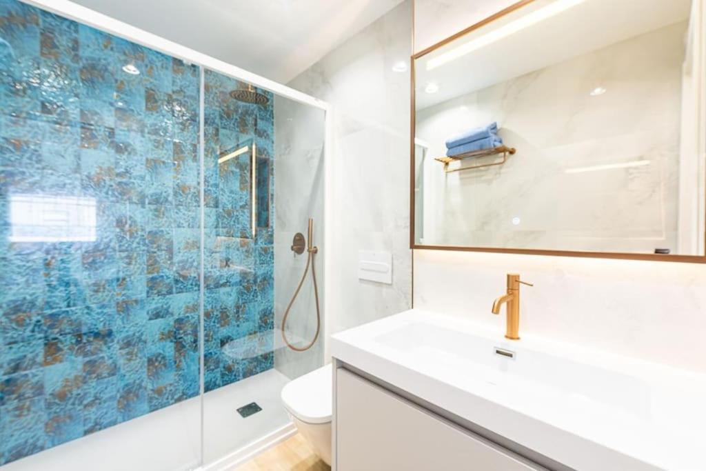 Sea View, Stylish & Modern 2 In The Center Apartamento