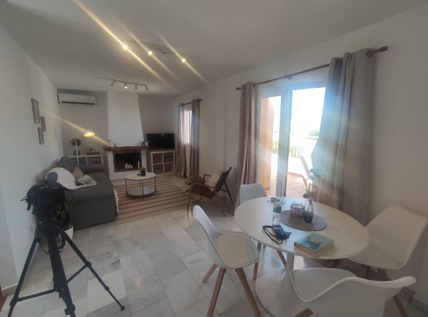 Apartamento Atico En Con Vistas Espectaculares Nerja
