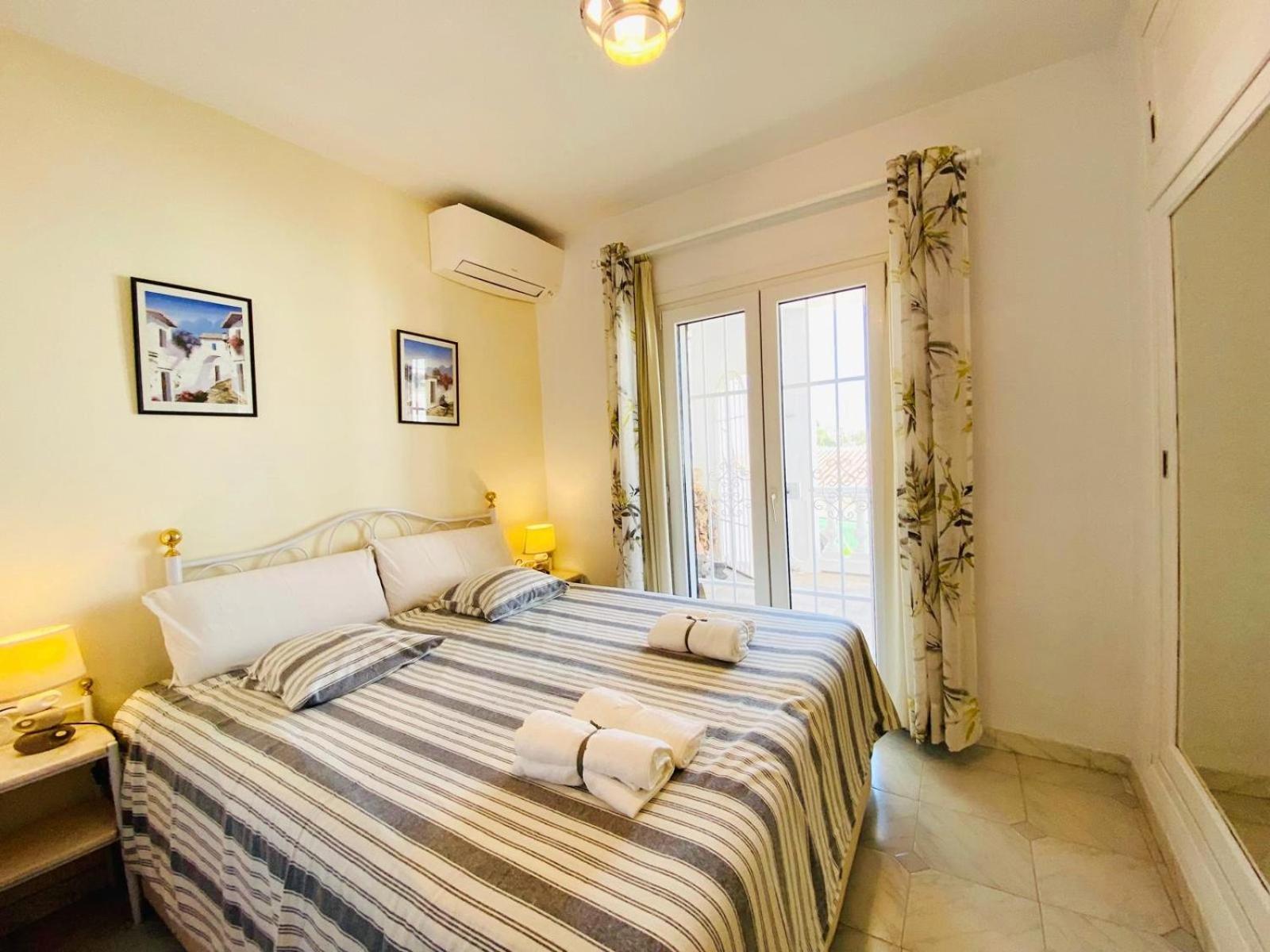 Ap407 - Pueblo Rocio Nerja