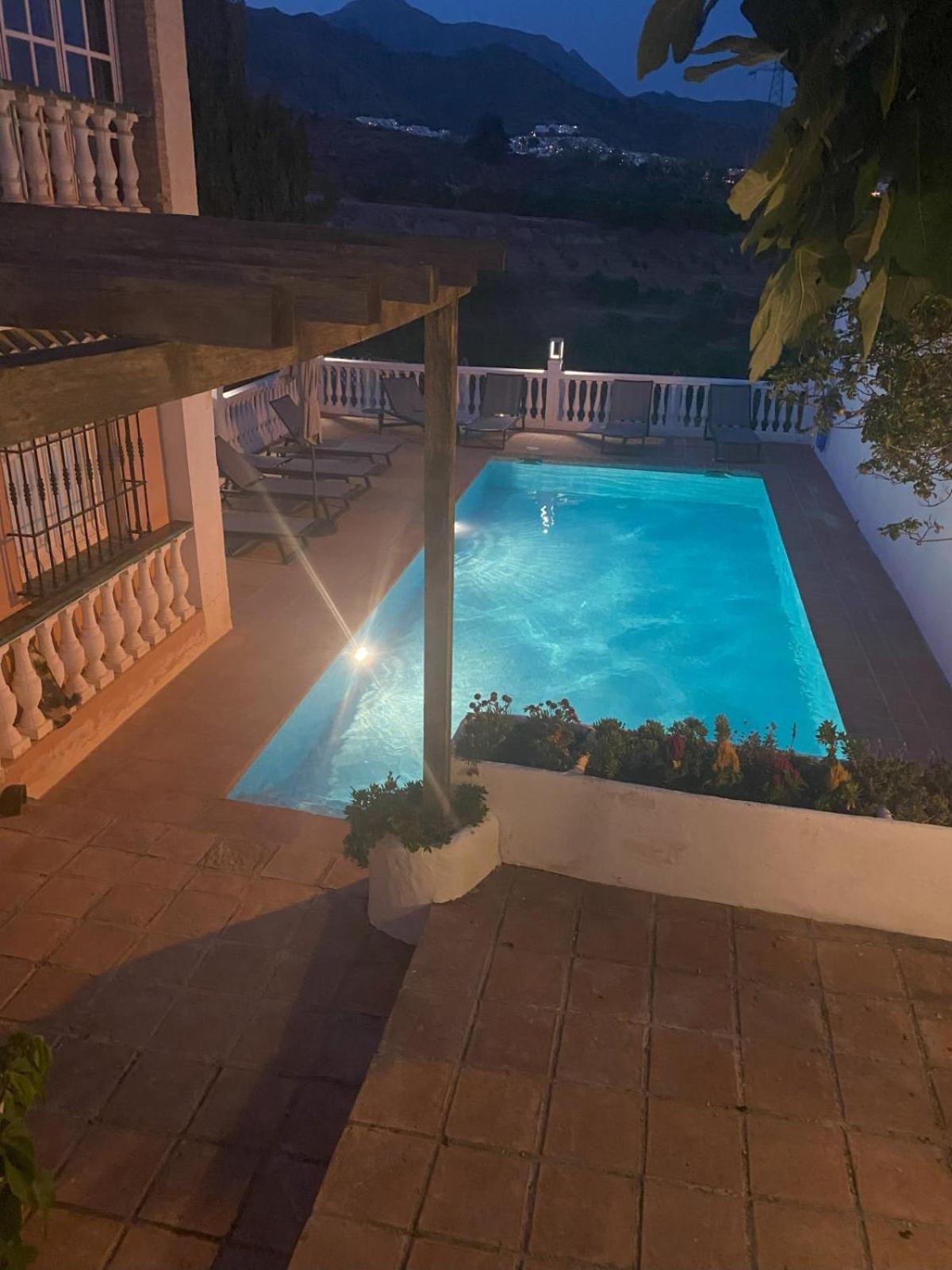 Charming House With Private Pool And Garden Nerja