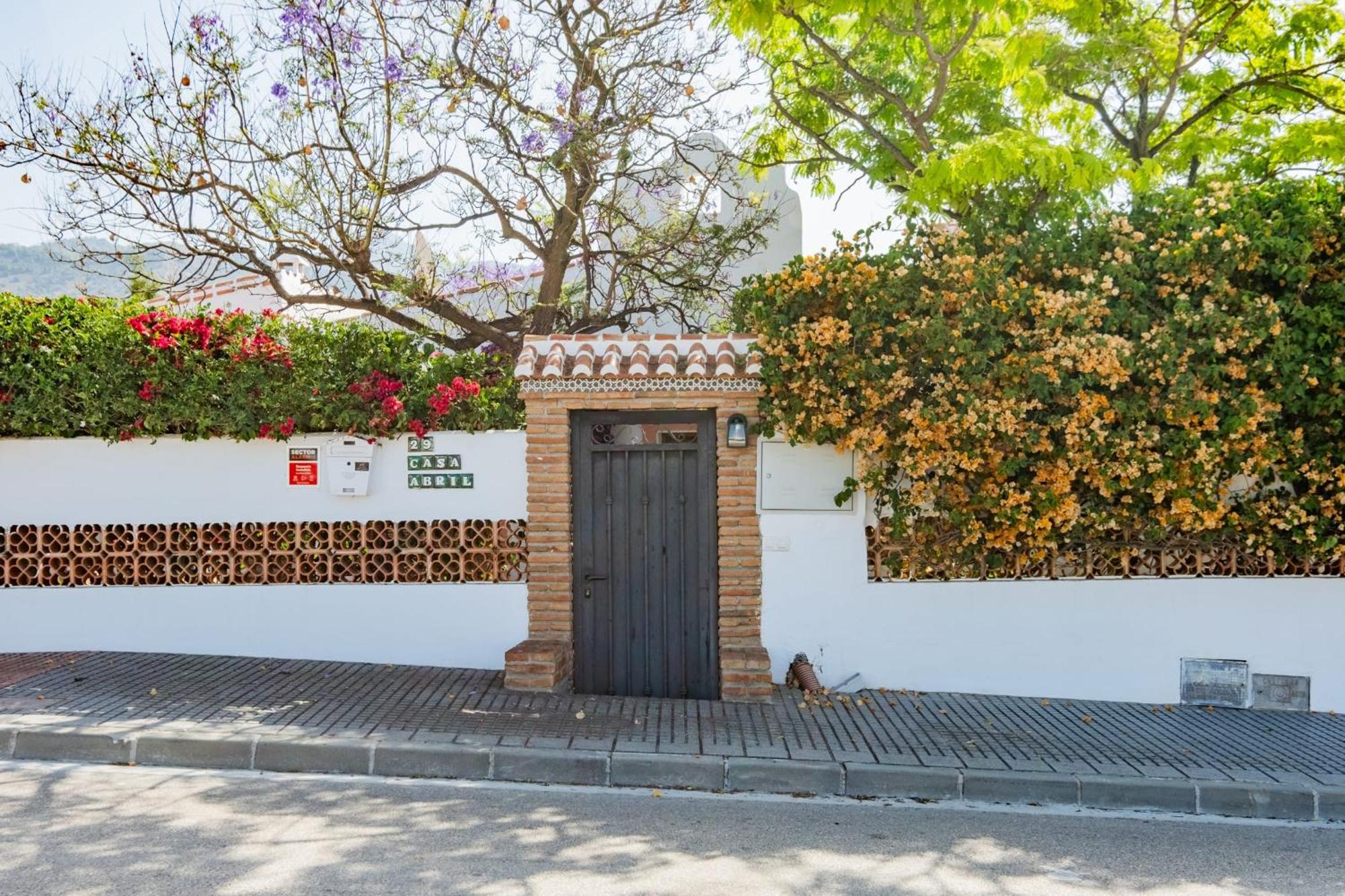 Charming House With Private Pool And Garden Nerja