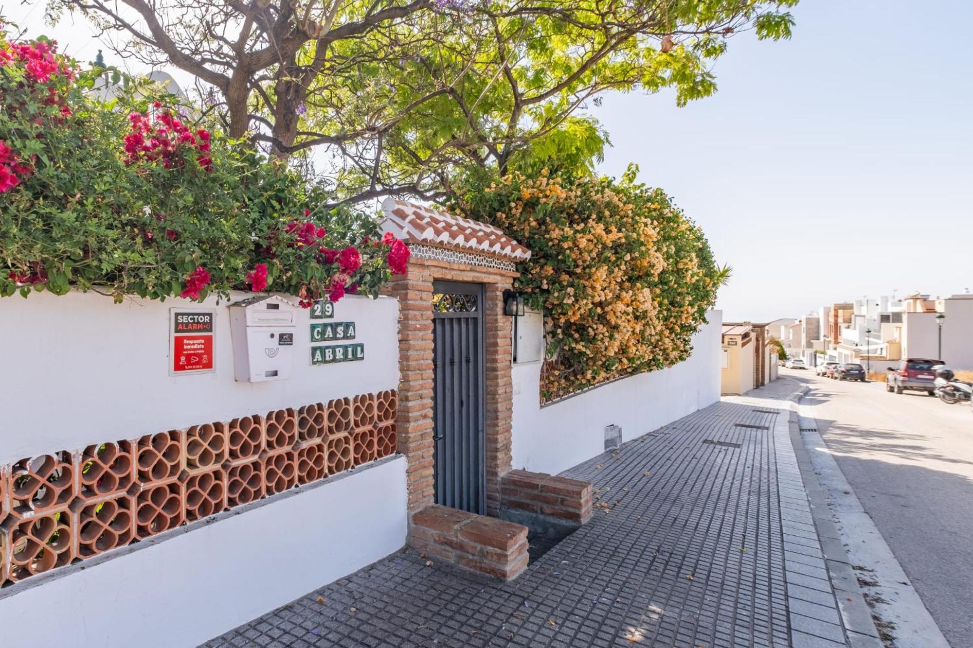 Casa de férias Charming House With Private Pool And Garden Nerja