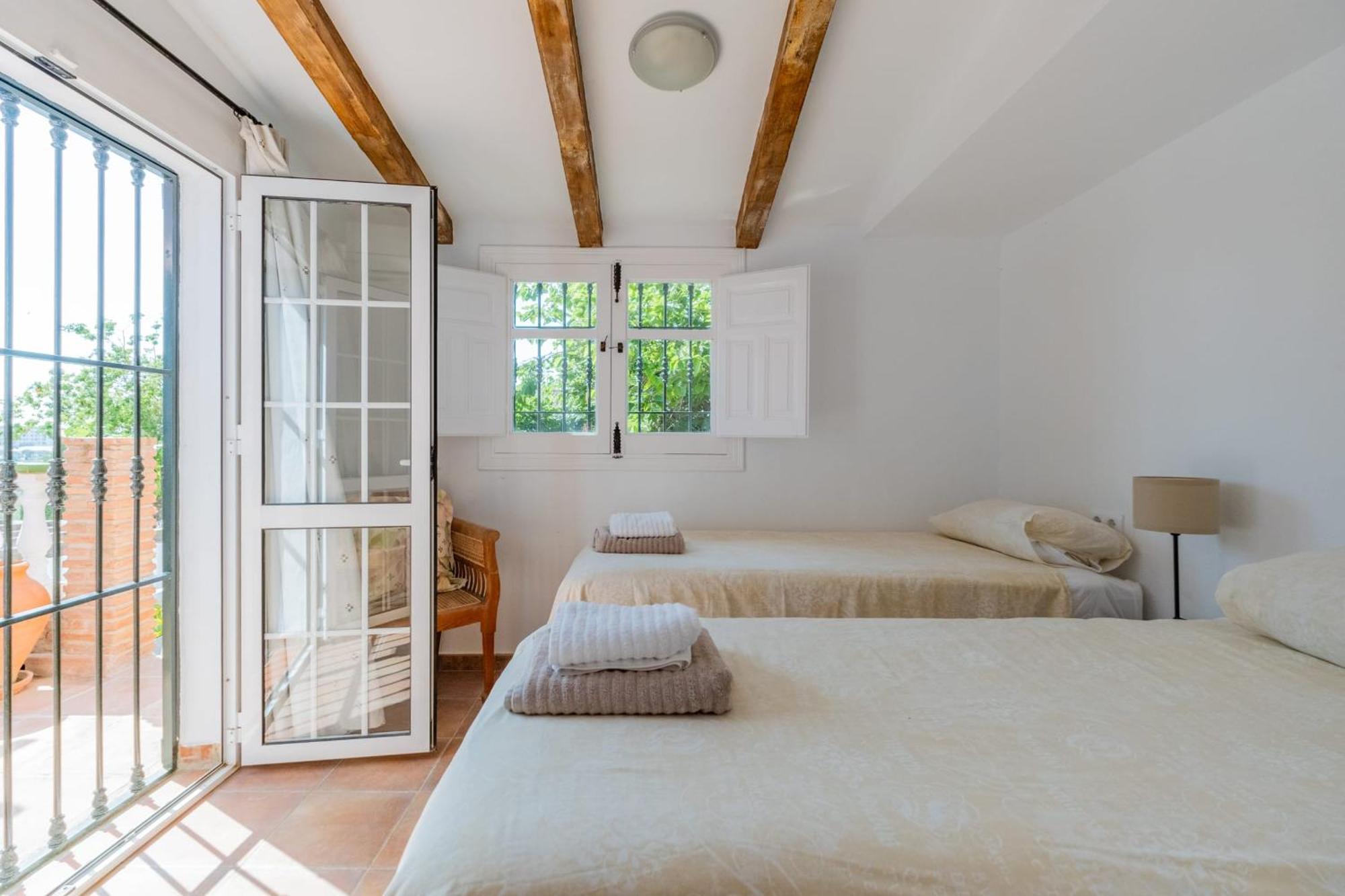 Casa de férias Charming House With Private Pool And Garden Nerja