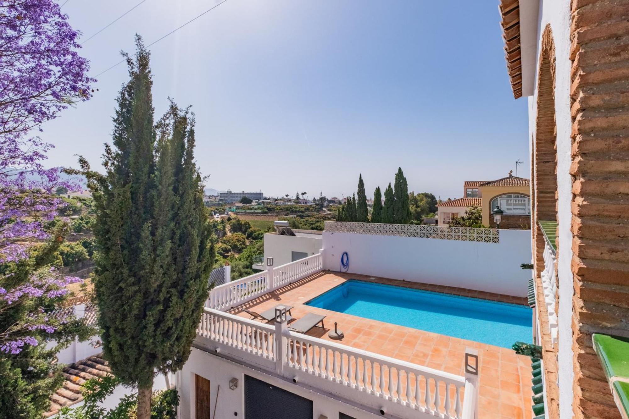 Charming House With Private Pool And Garden *