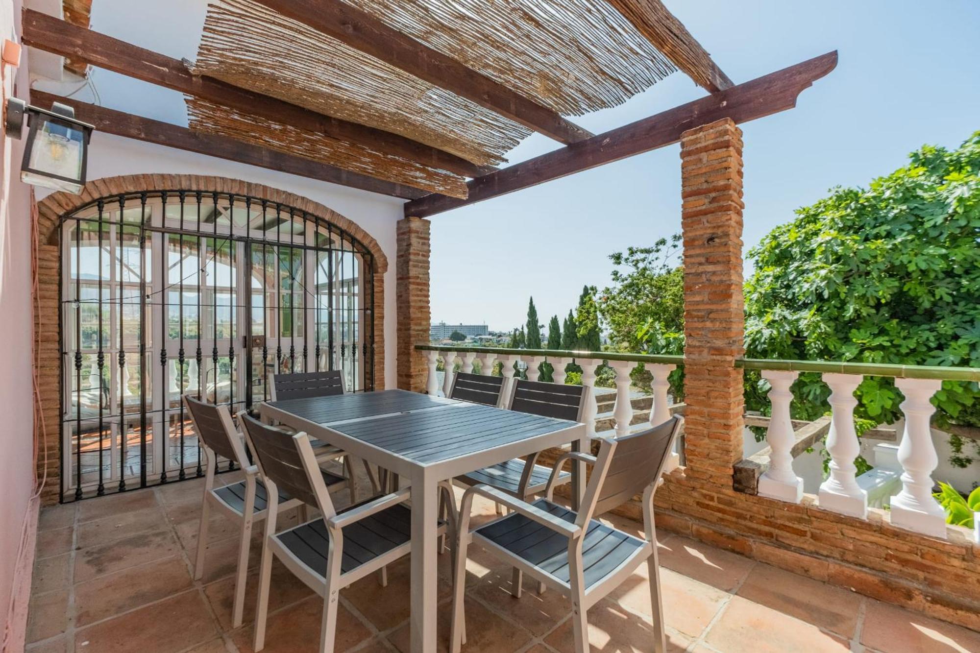 Charming House With Private Pool And Garden Nerja
