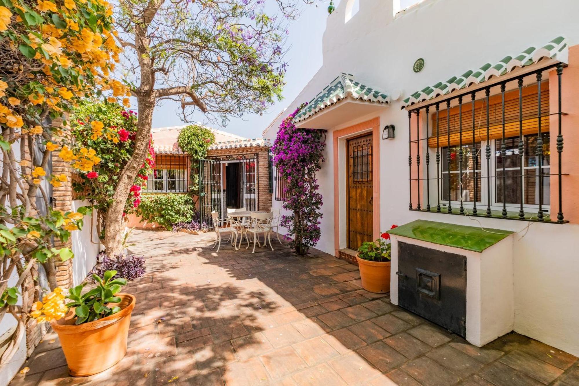 Casa de férias Charming House With Private Pool And Garden Nerja