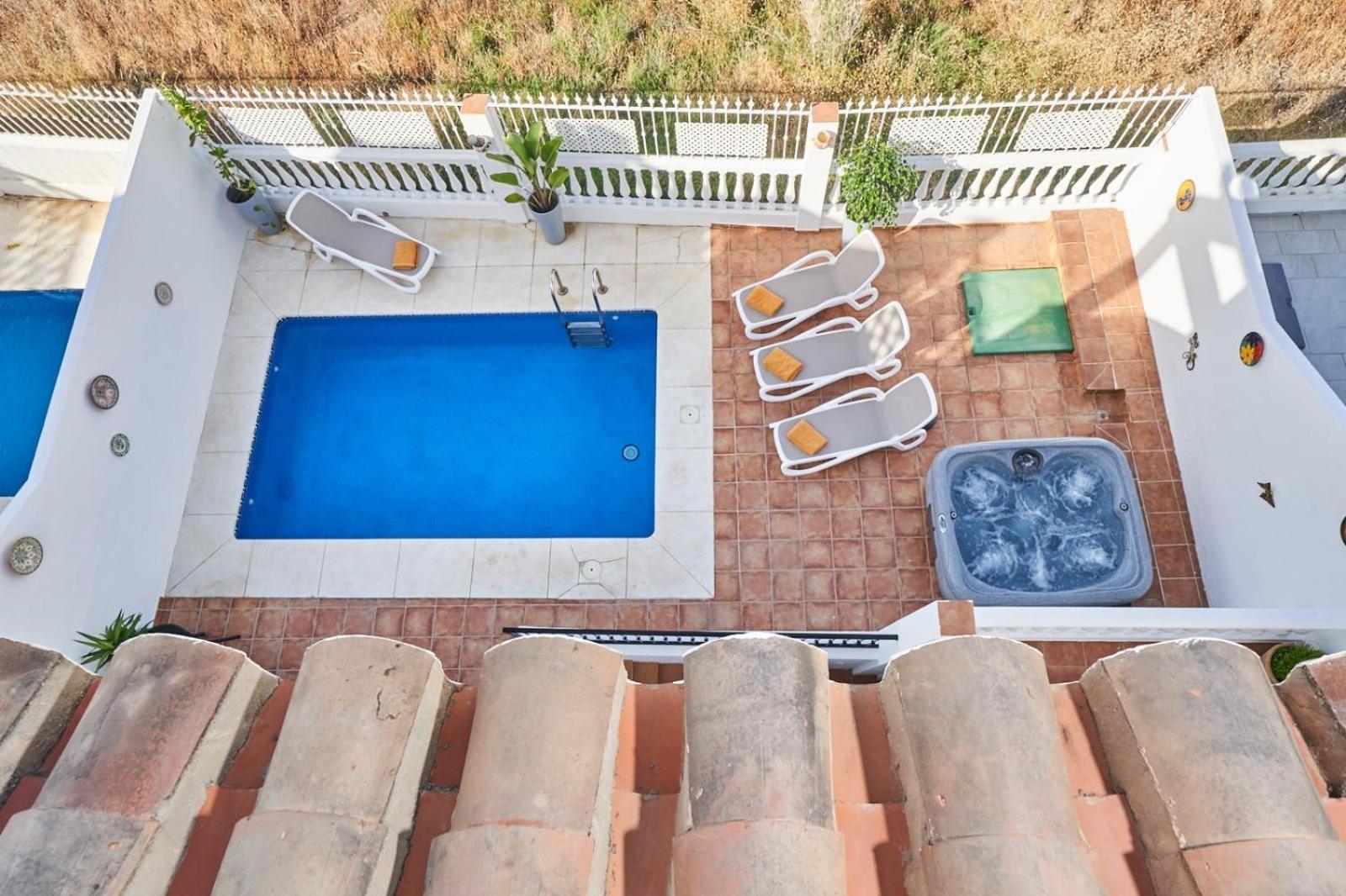 Pura - Private Jacuzzi & Heated Pool Casa de férias *