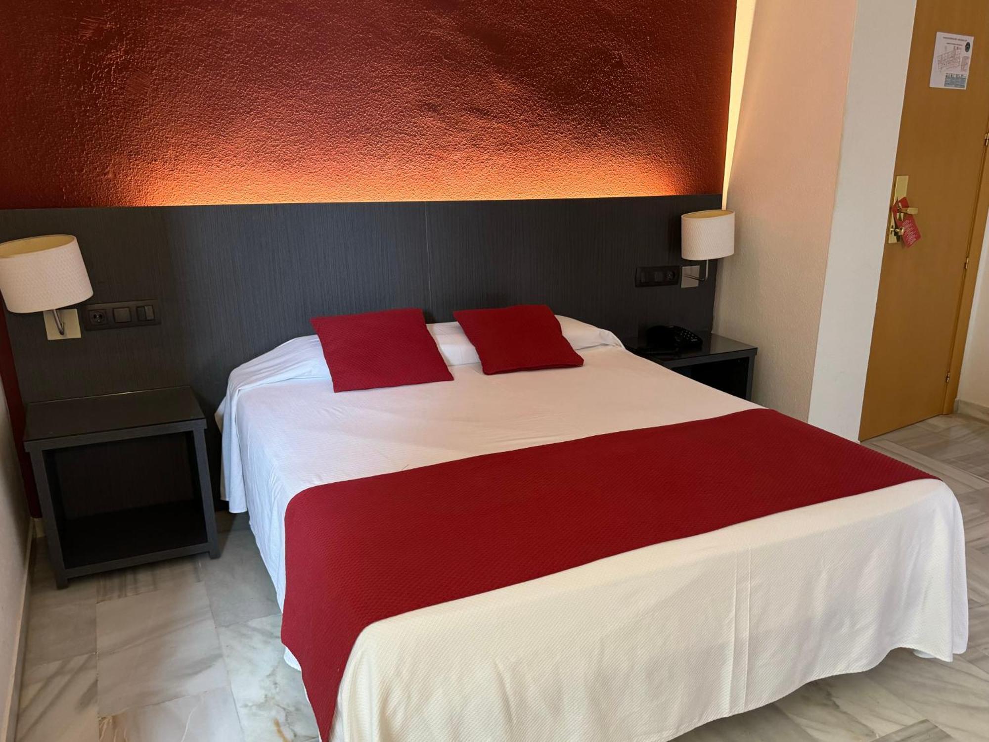 Club By Dorobe 3* Nerja
