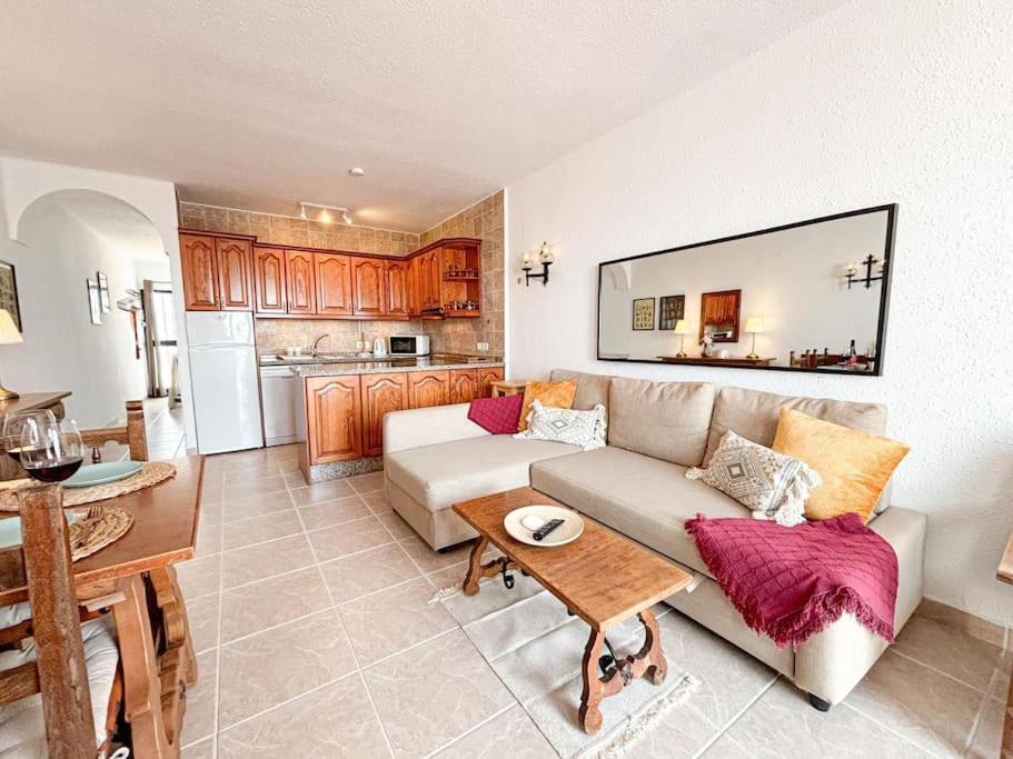 Apartamento A2406 Capistrano Village, *