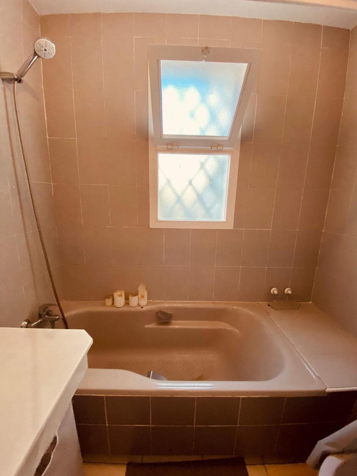 Apartamento Con Piscina En Rosas De Capistrano