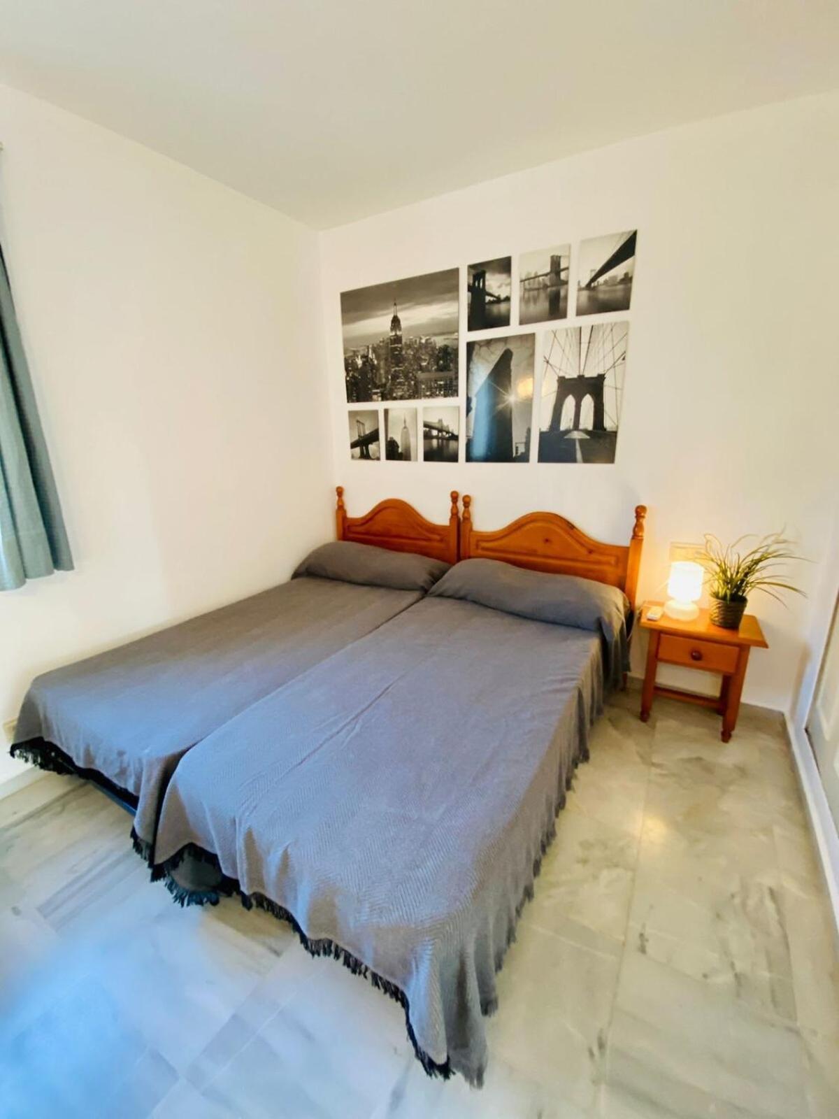 Apartamento Con Piscina En Rosas De Capistrano
