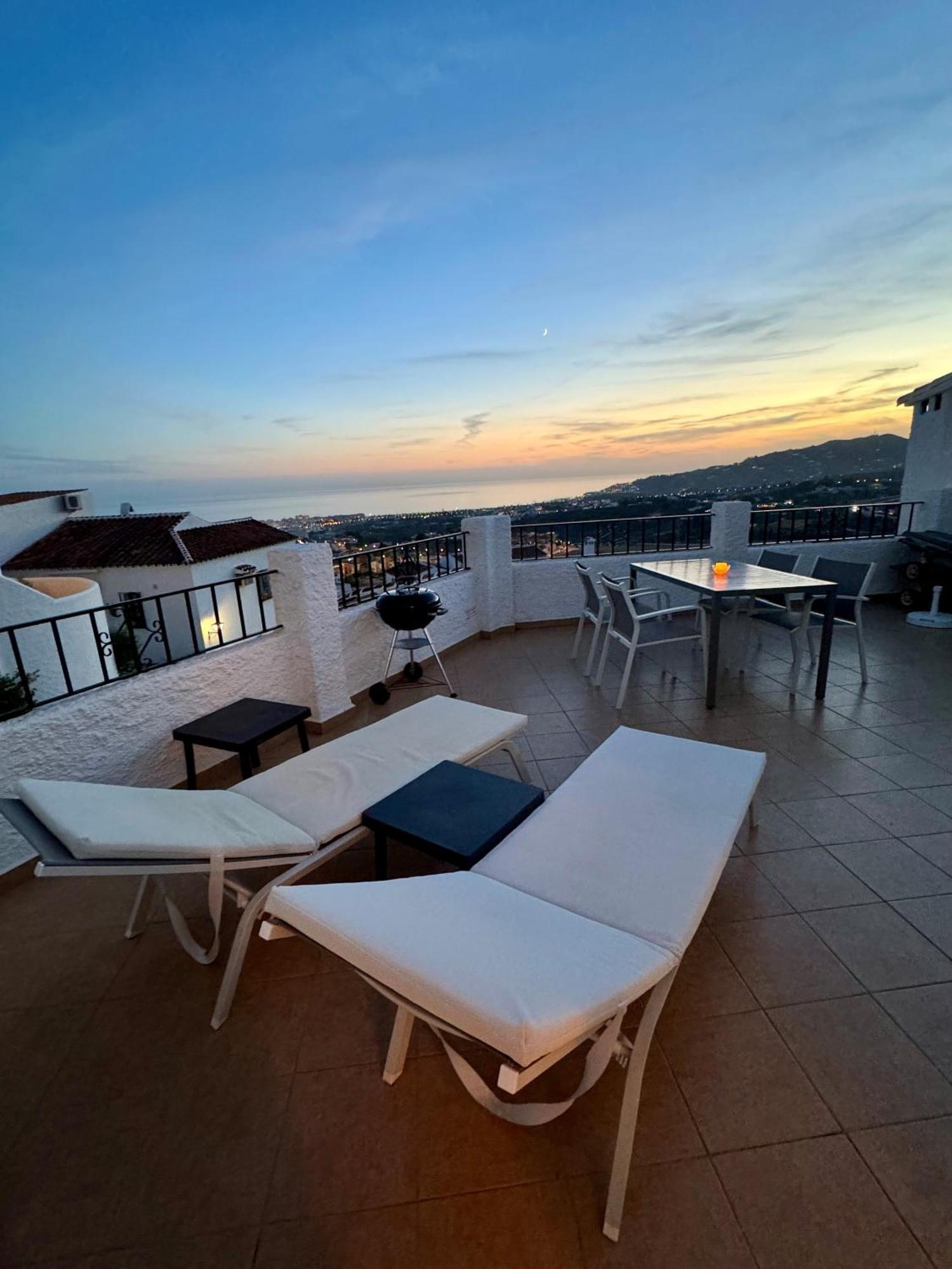 Luxury 2 Bedroom In San Juan De Capistrano, Nerja