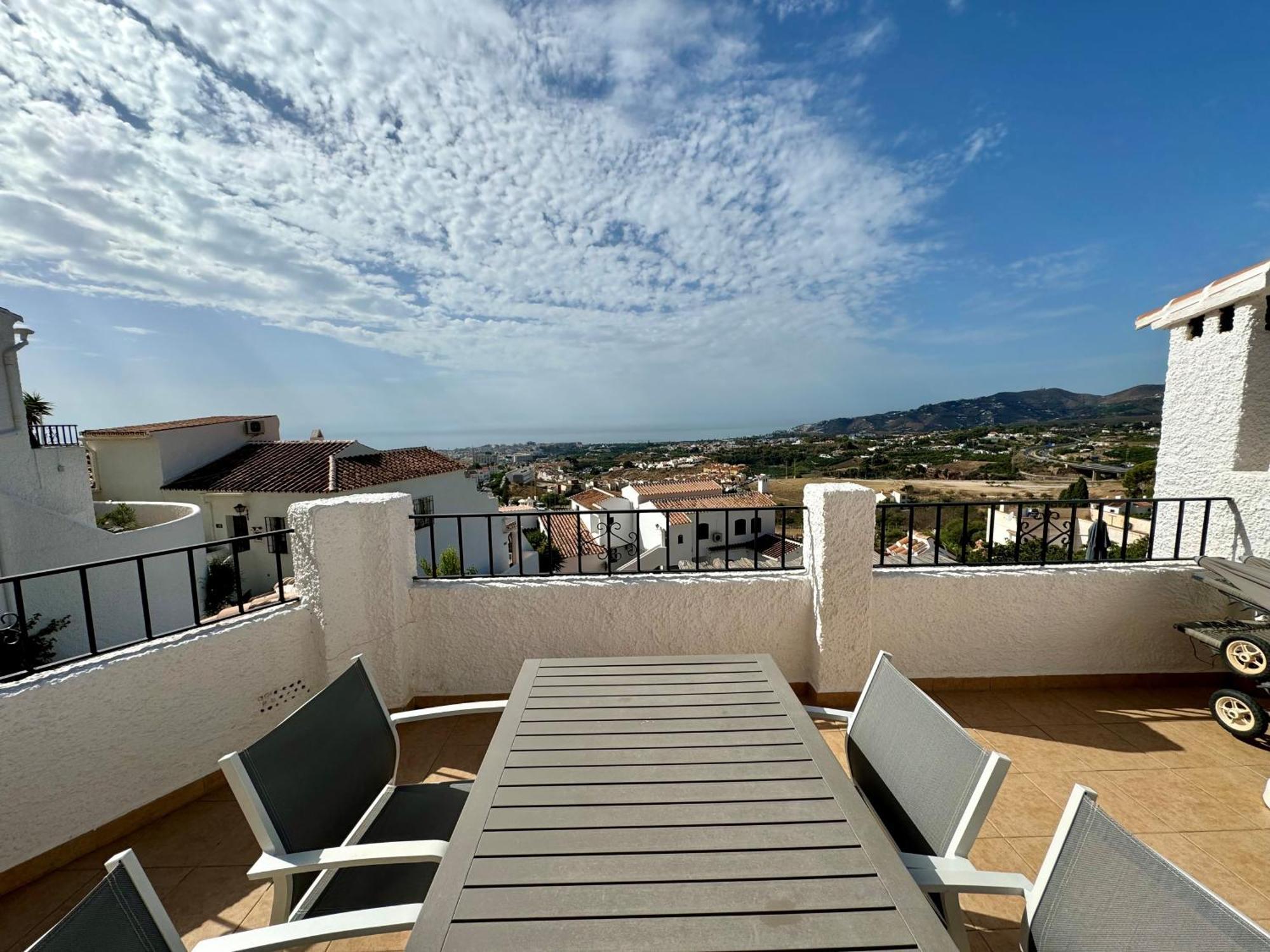 Luxury 2 Bedroom In San Juan De Capistrano, Nerja