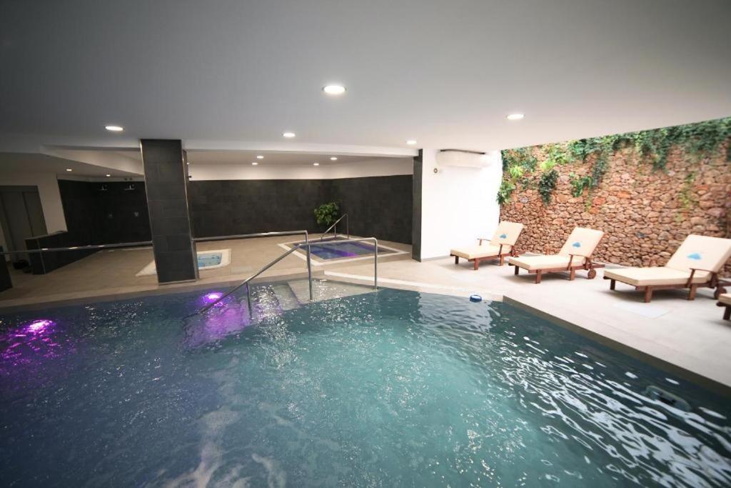 Luxury 2 Bedroom In San Juan De Capistrano, Apartamento Nerja