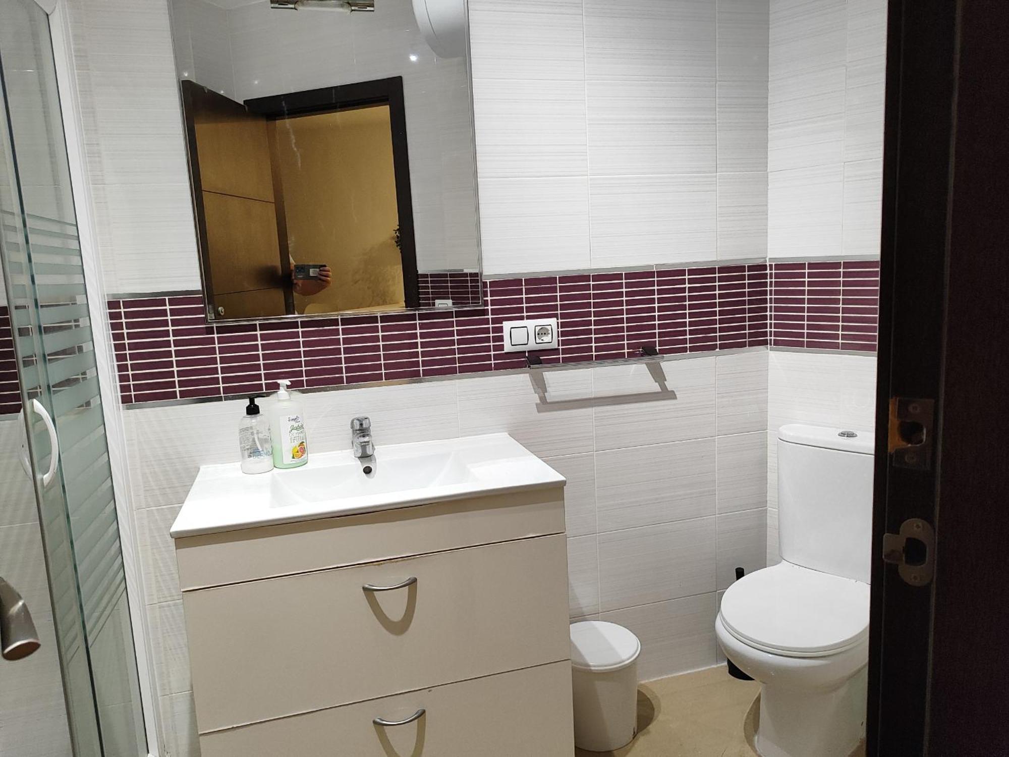 Apartamento Edf. Delfín 2º2 *