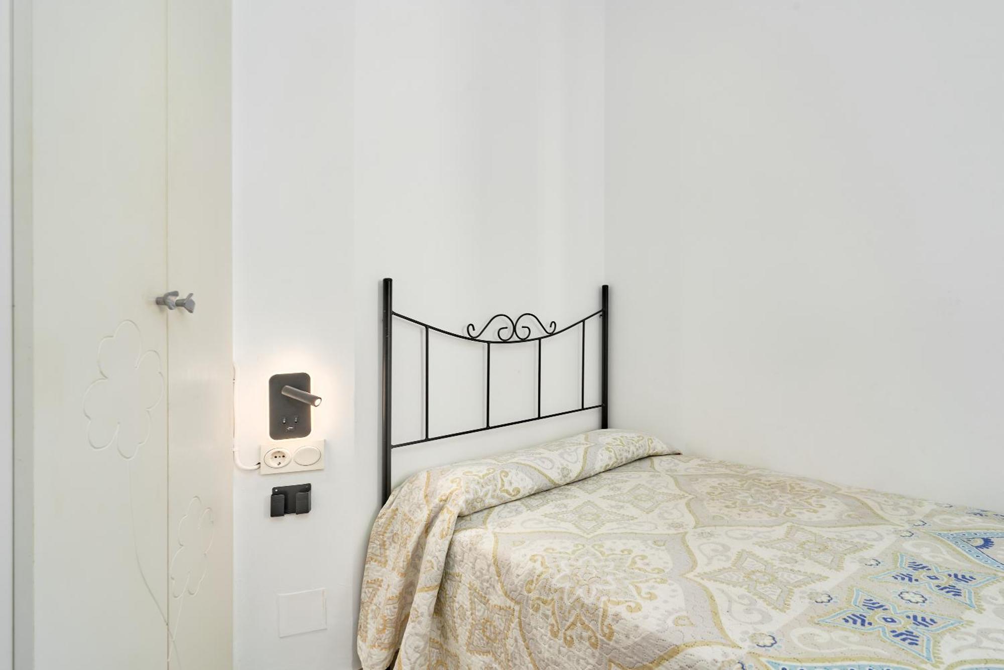 Lola 2 Nerja