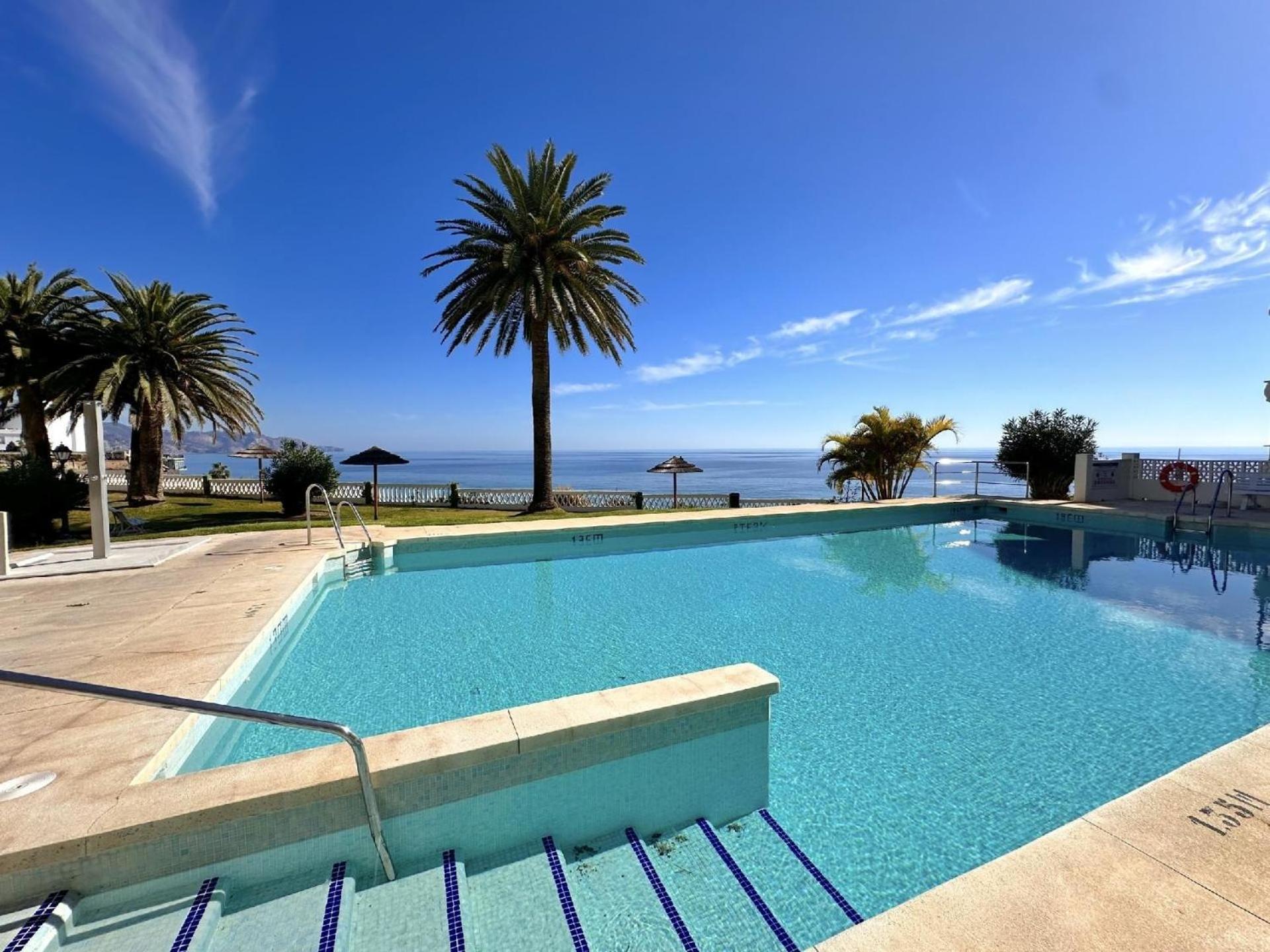 Fuer 2 Personen Ca 50 Qm In Nerja, Andalusien Costa Del Sol Nerja
