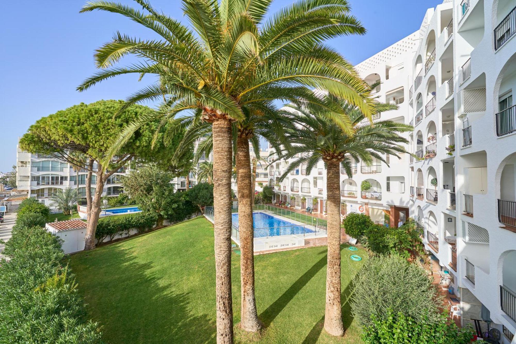 Spectacular Sea Views, 2 Bed,2 Bath