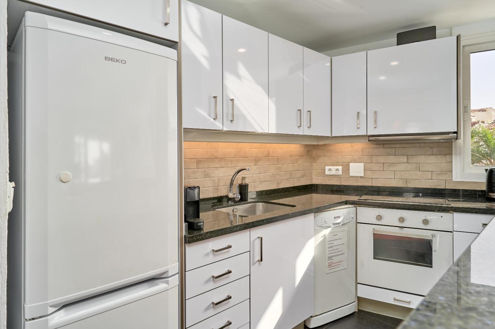 Spectacular Sea Views, 2 Bed,2 Bath Apartamento