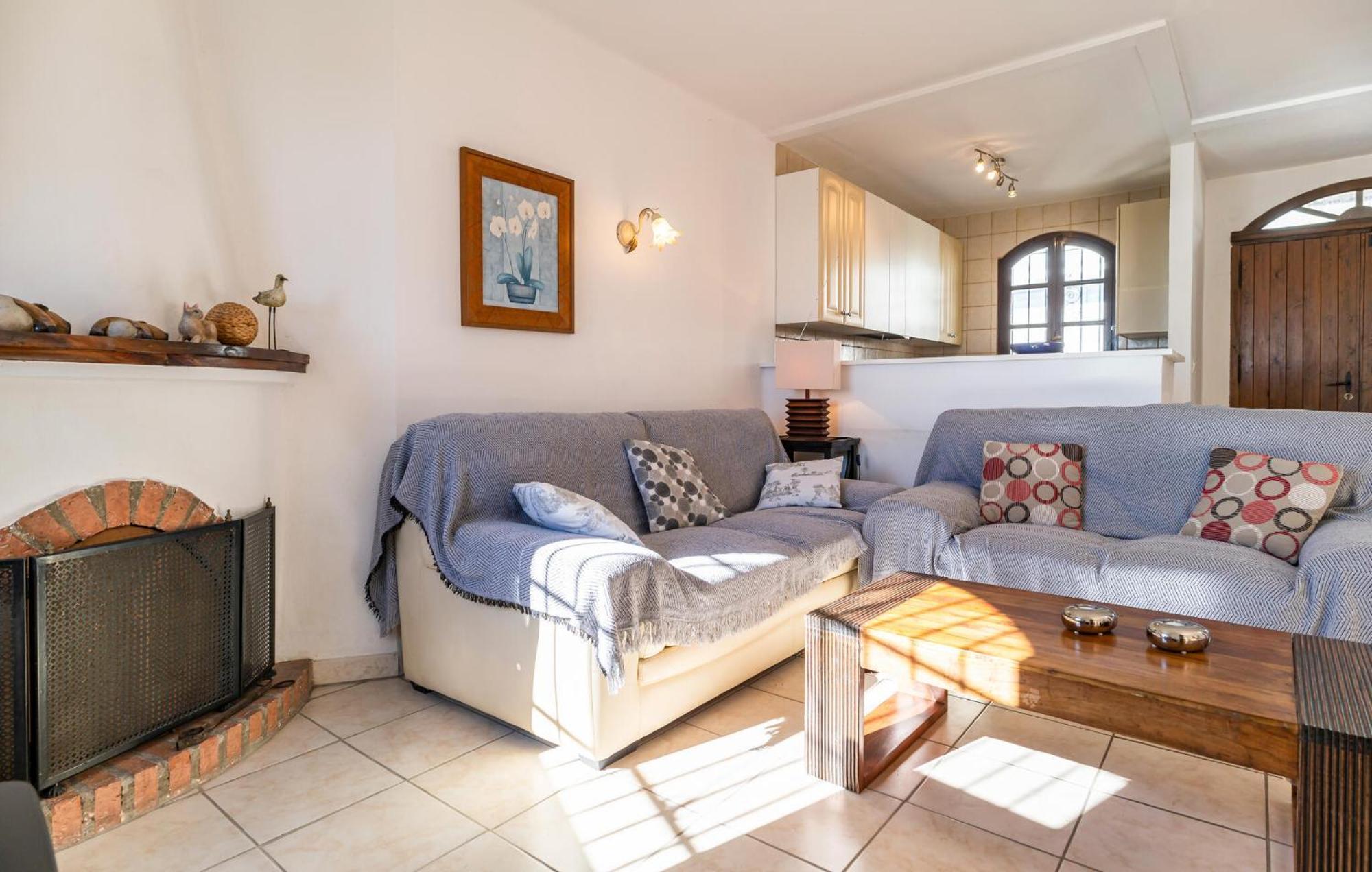 Сasa de vacaciones Gorgeous In With House Sea View Nerja