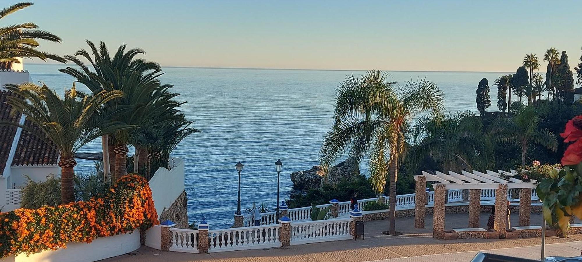 Spectacular Sea Views, 2 Bed,2 Bath Nerja