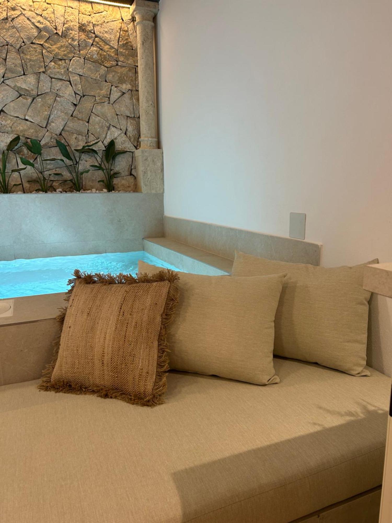 Apartment De Lujo Con Piscina Climatizada Nerja