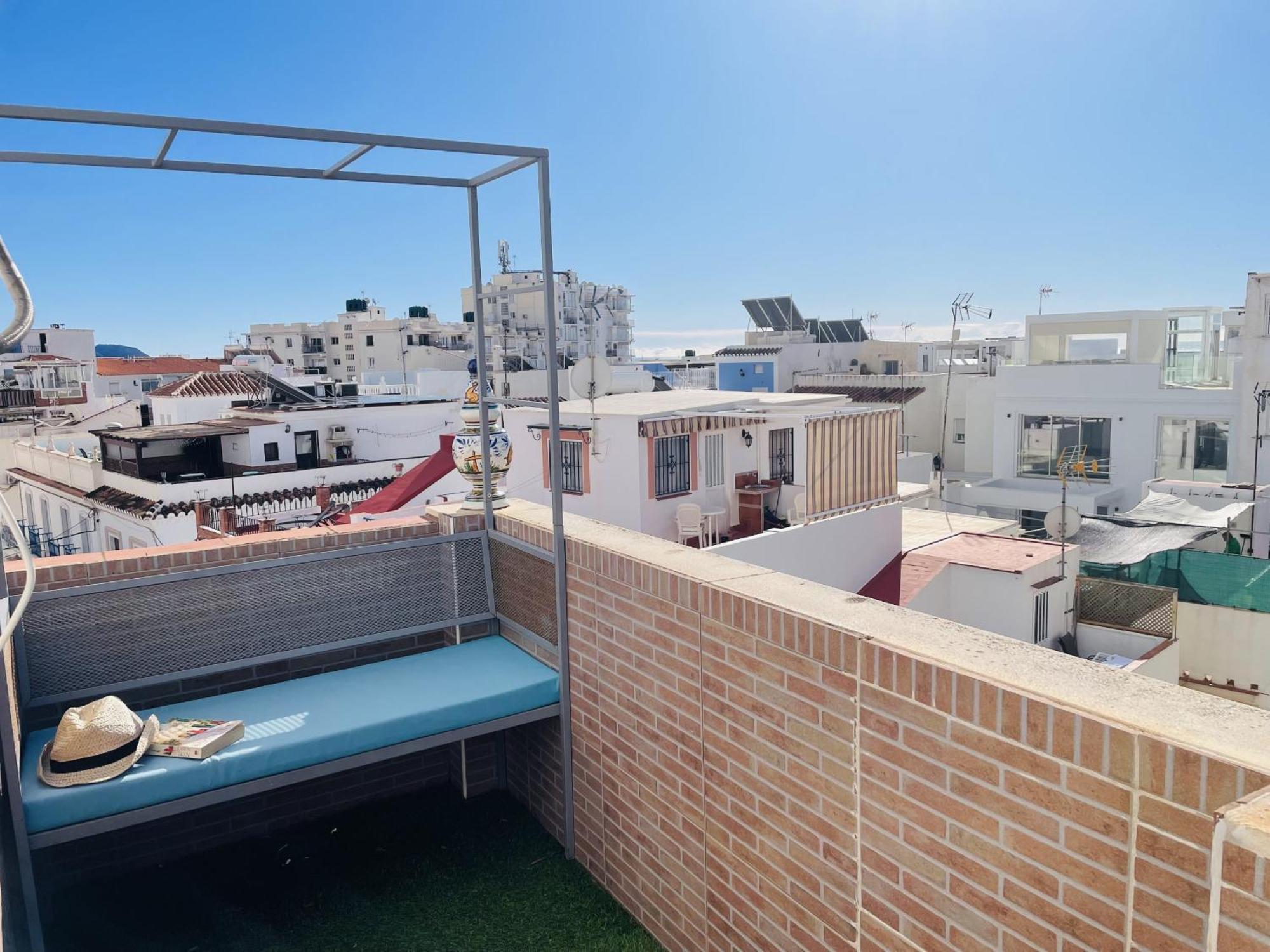 Jimena Sevilla En El Centro De Apartamento