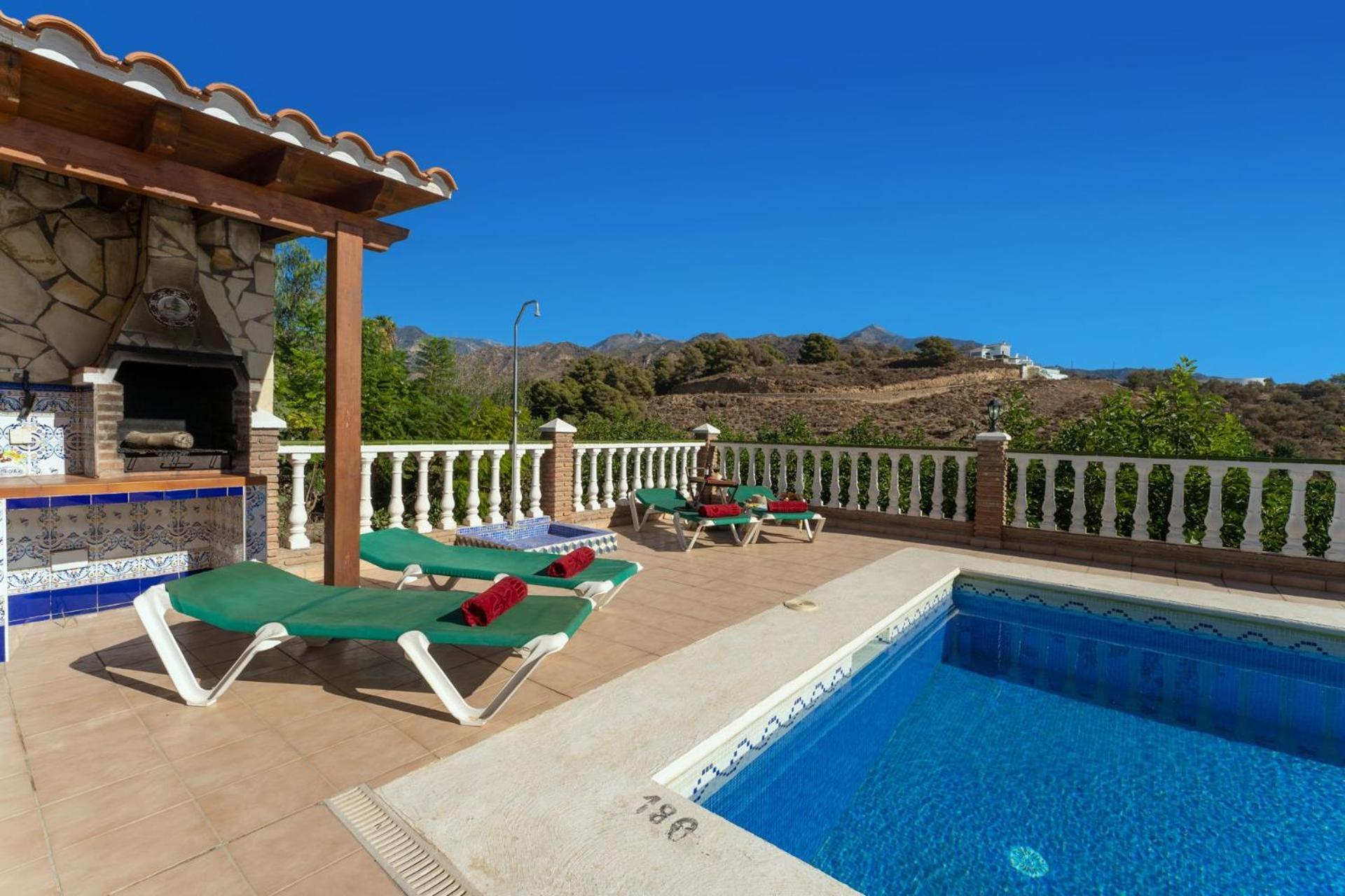 009 Villa *