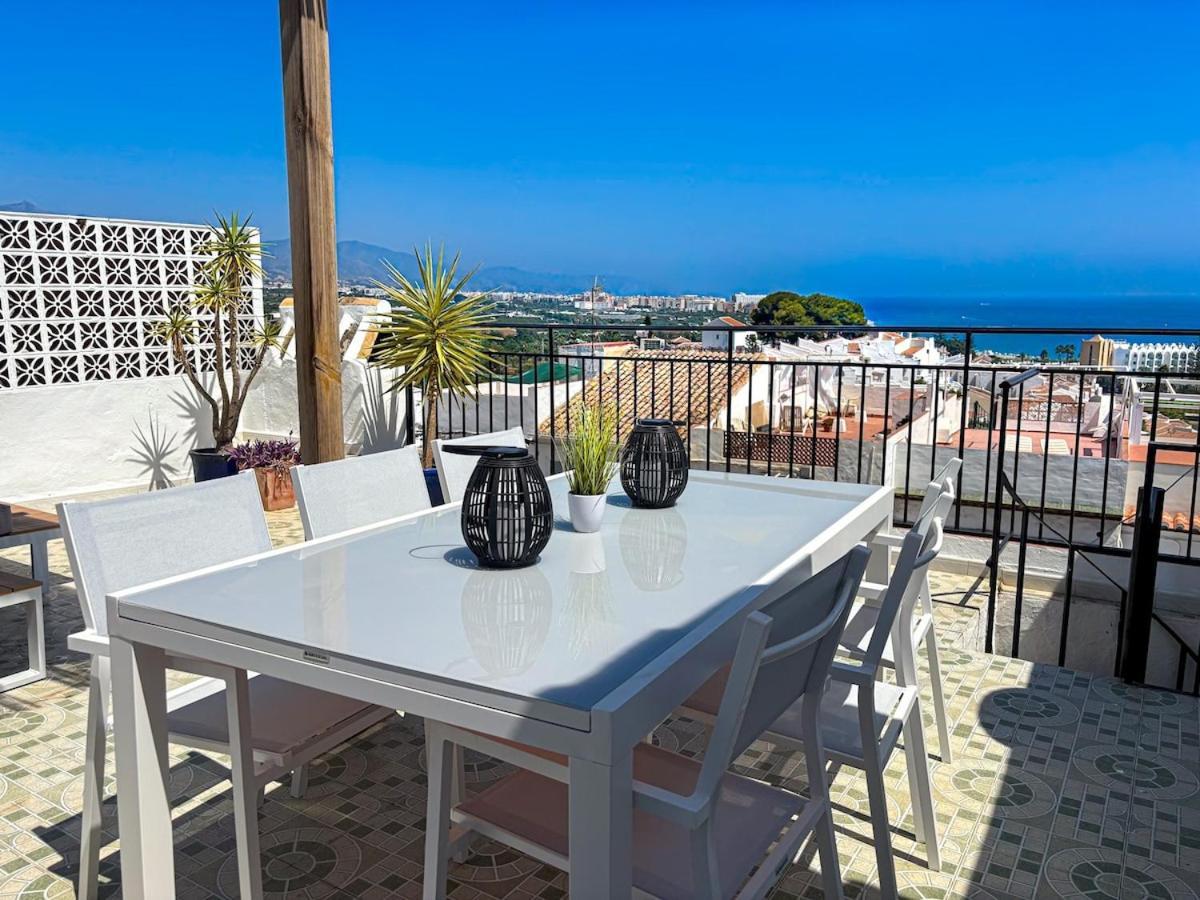 A2407 Charming Townhouse With Sea Views And Pool Сasa de vacaciones *