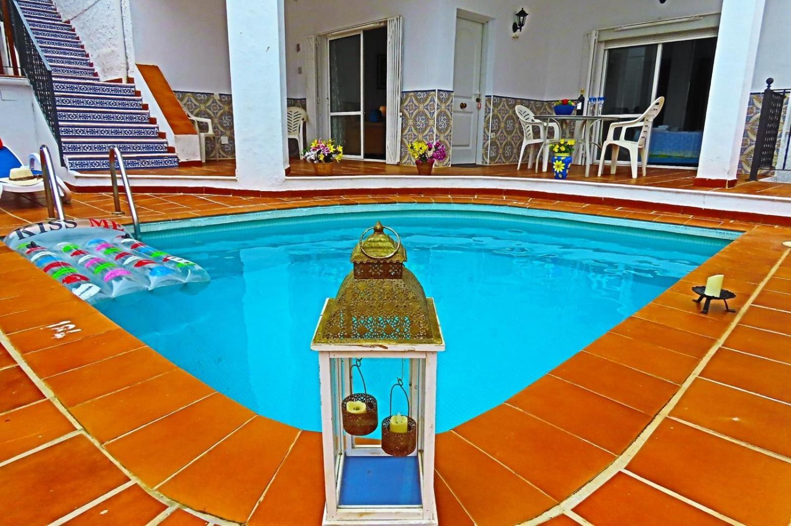 Vista Con Piscina Privada - Lual