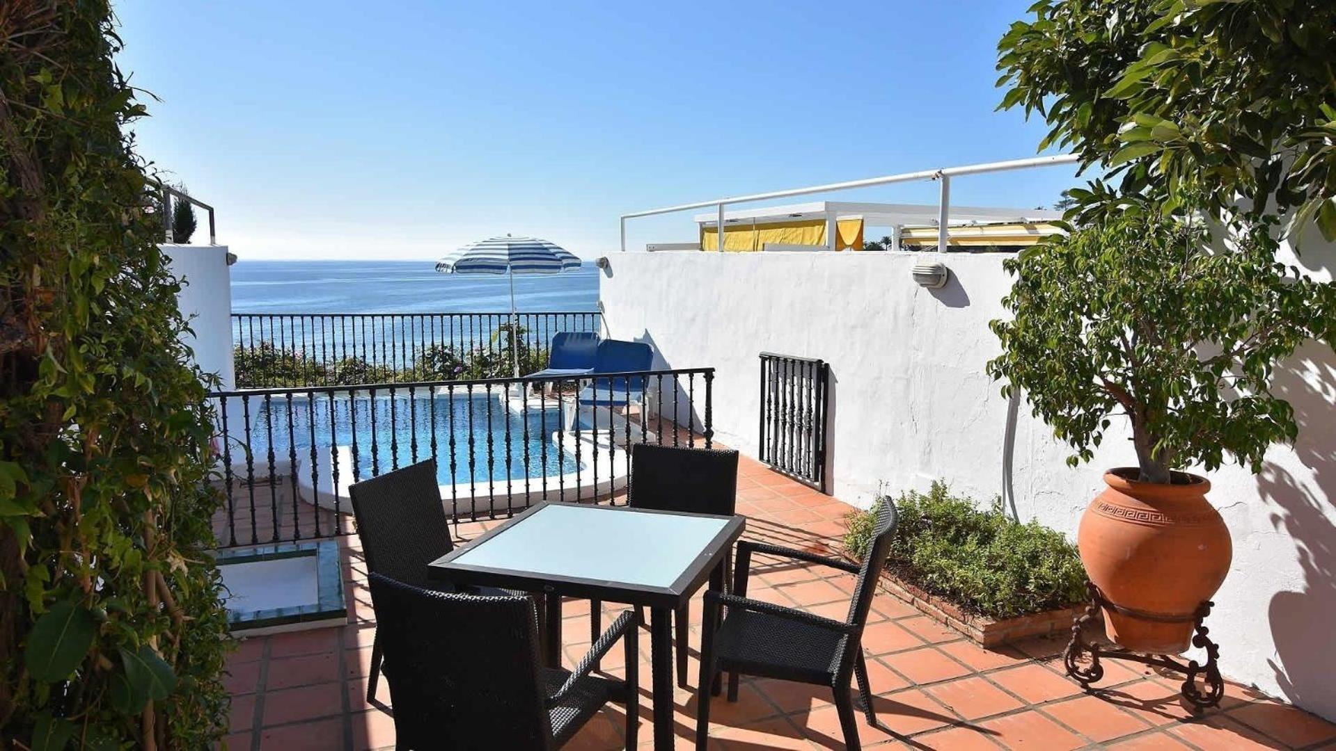 Сasa de vacaciones Mit Privatpool Fuer 6 Personen Ca 106 Qm In Nerja, Andalusien Costa Del Sol *