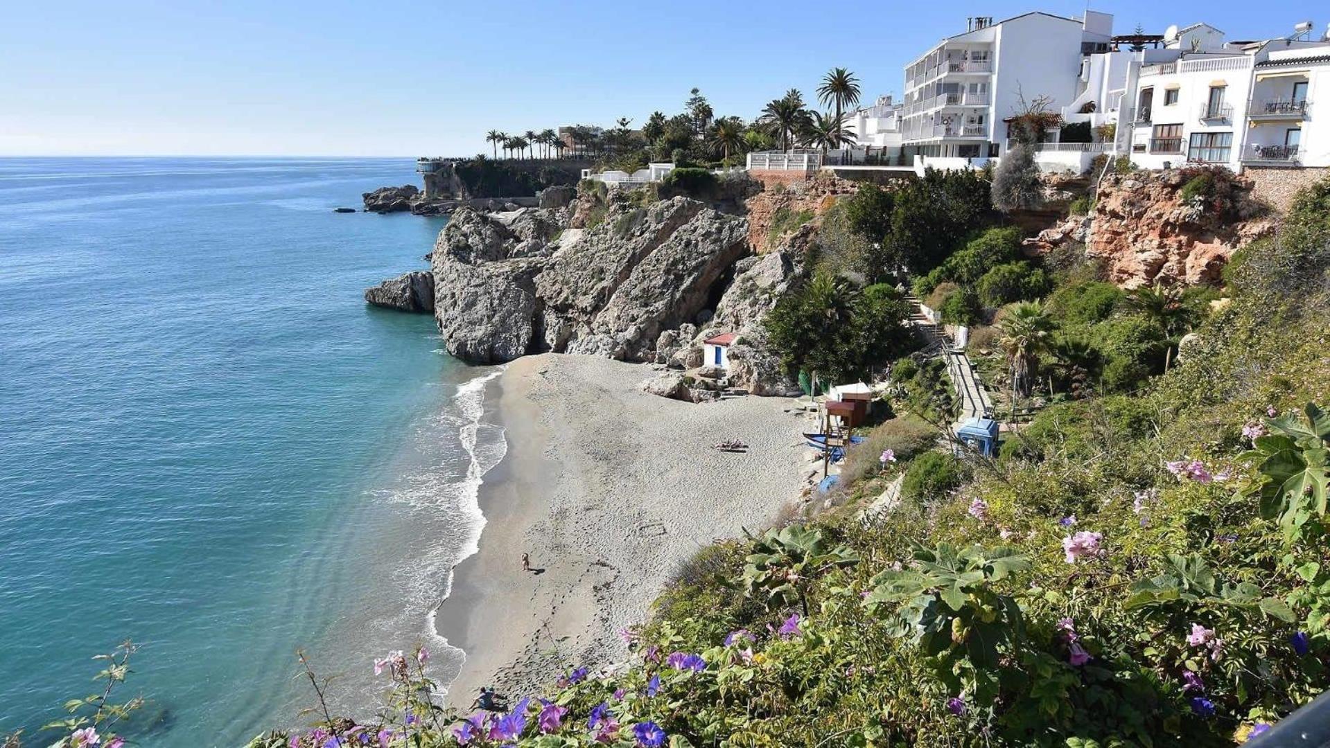 Mit Privatpool Fuer 6 Personen Ca 106 Qm In Nerja, Andalusien Costa Del Sol *
