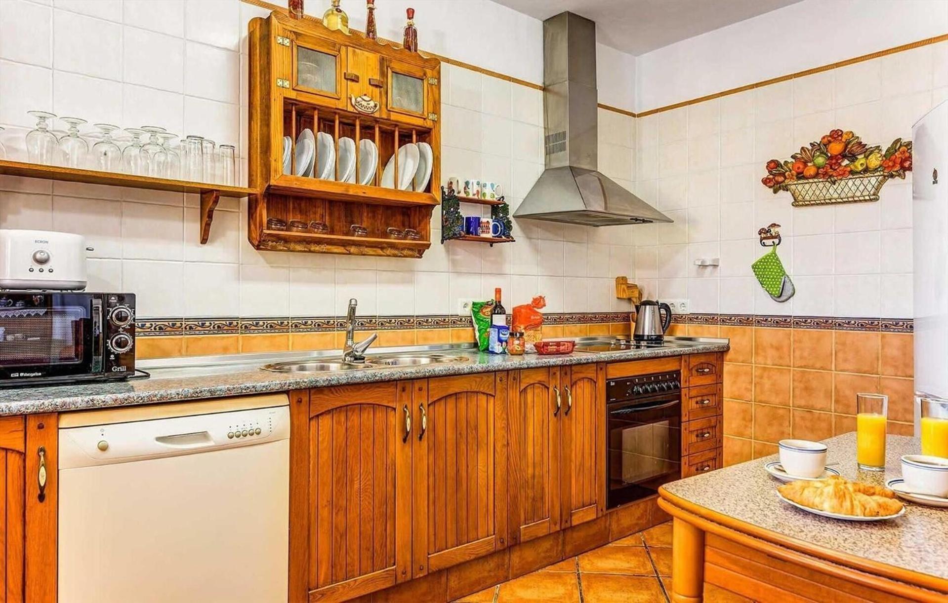 Mit Privatpool Fuer 6 Personen Ca 140 Qm In Nerja, Andalusien Costa Del Sol Сasa de vacaciones Nerja