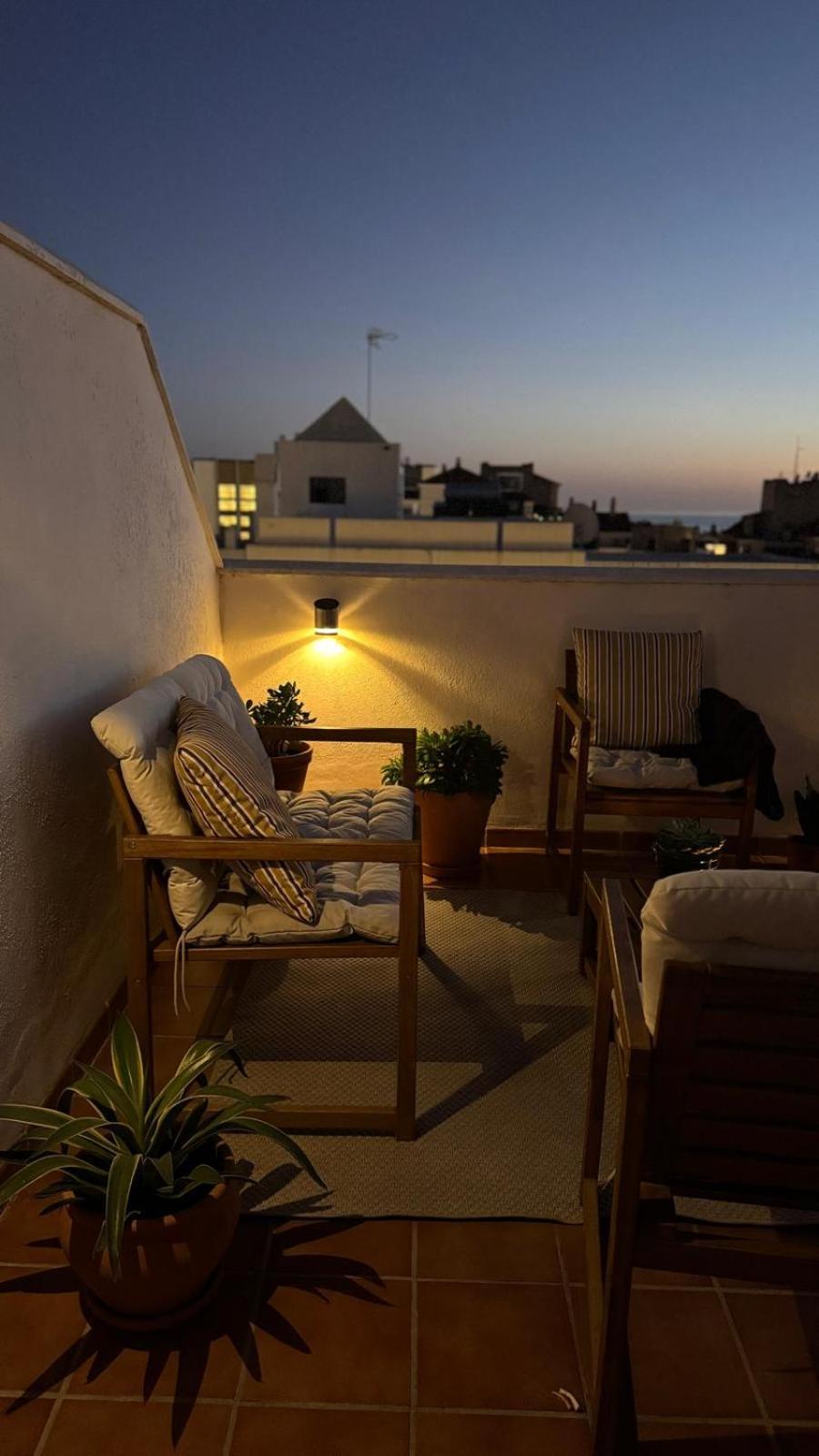 Torrecilla Penthouse With Private Roof Terrace In Close To The Sea Apartamento *