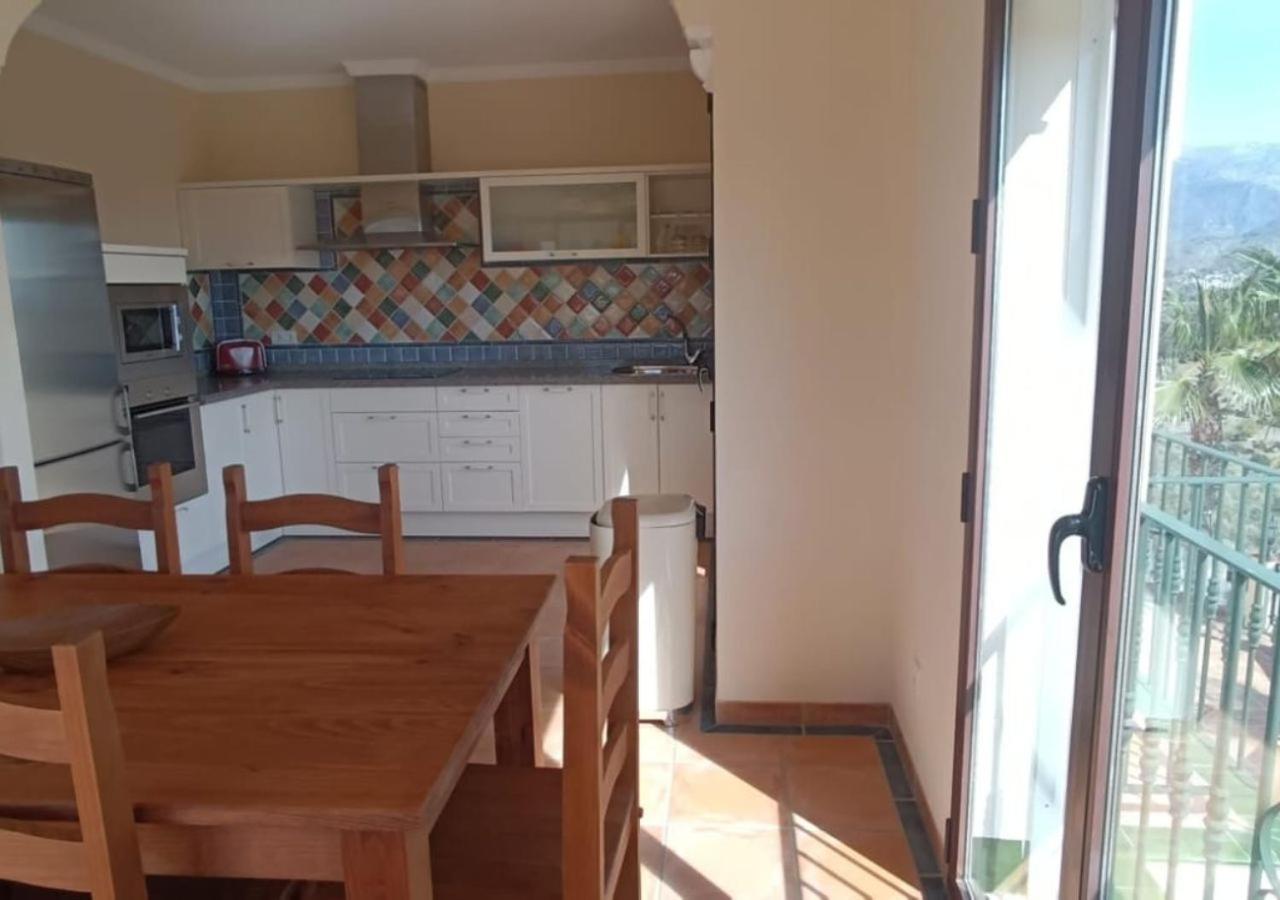 Cielo Villa *