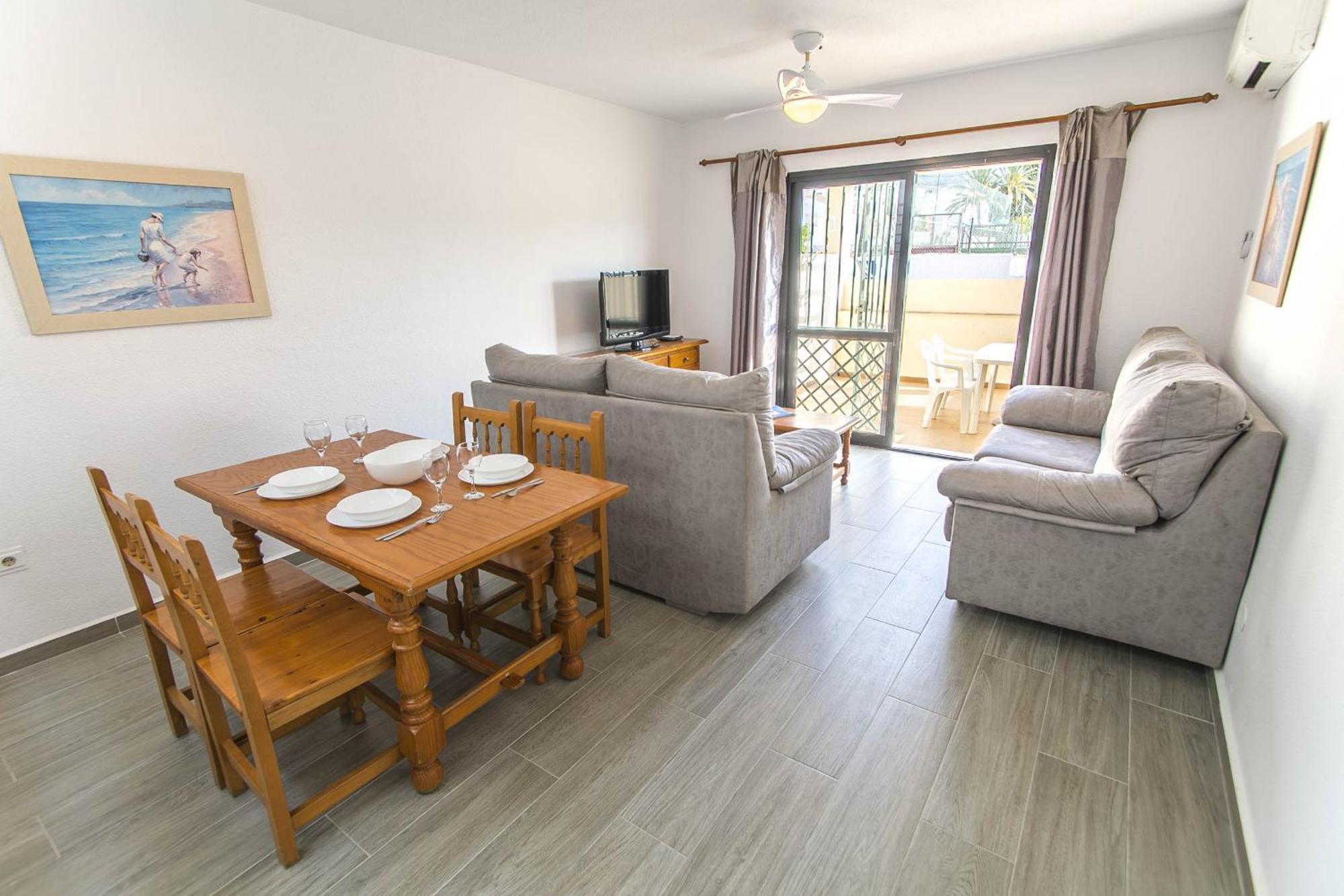 Сasa de vacaciones Canovas - Antali Con Piscina En Zona Nerja
