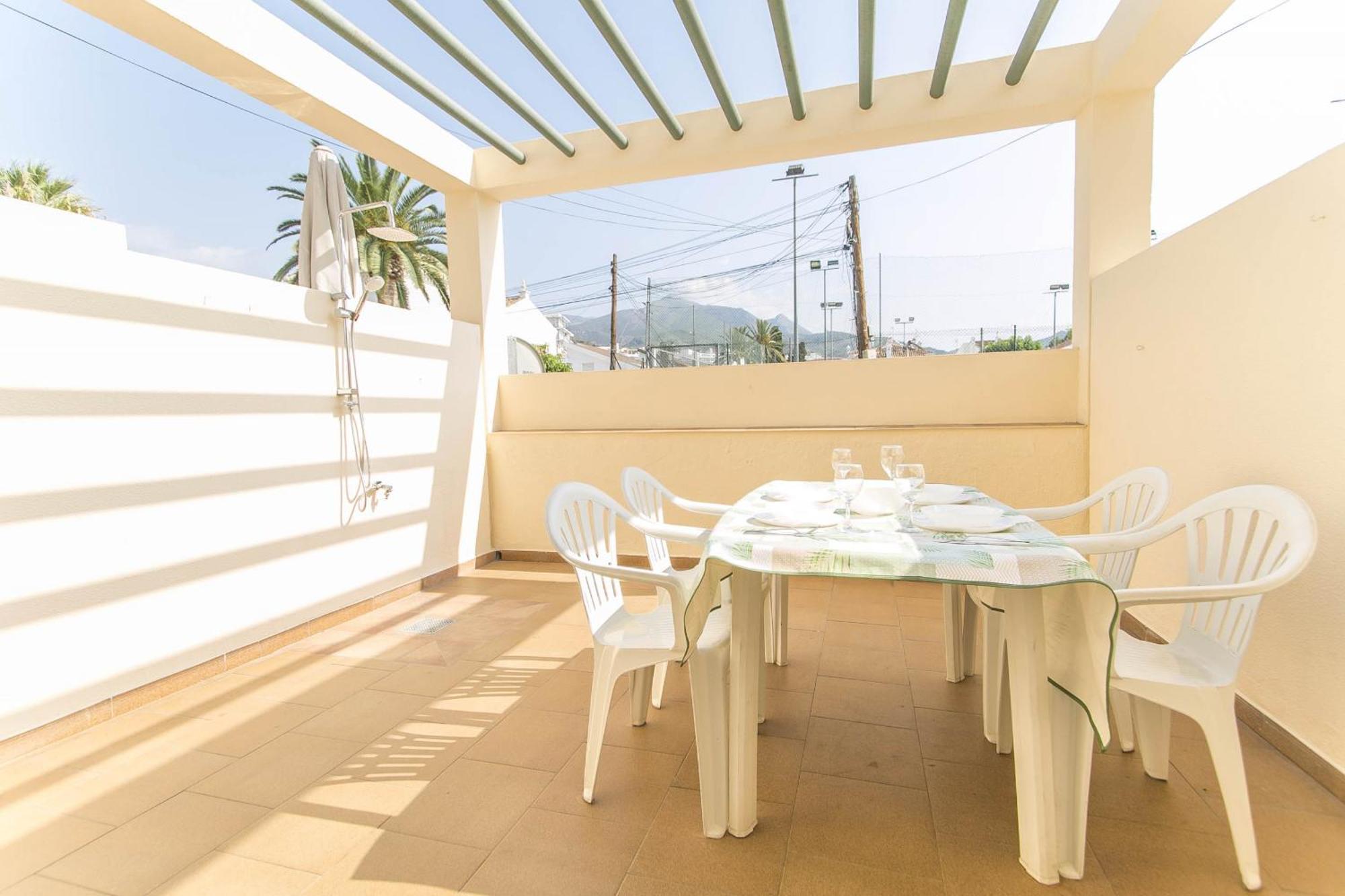 Сasa de vacaciones Canovas - Antali Con Piscina En Zona Nerja