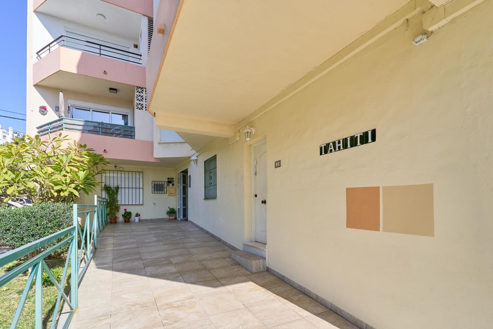 Bright And Spacious 2 Bed Apartamento Nerja