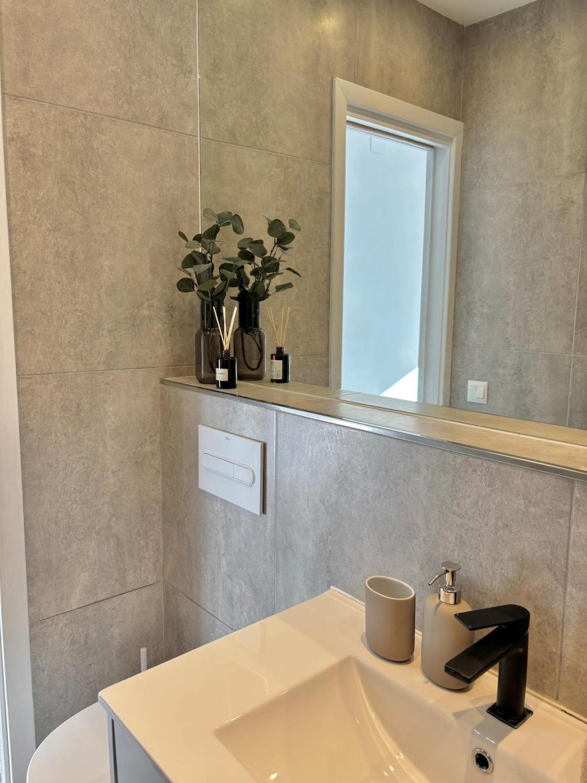 New With Sea View, Big Terrace & Pools * Nerja