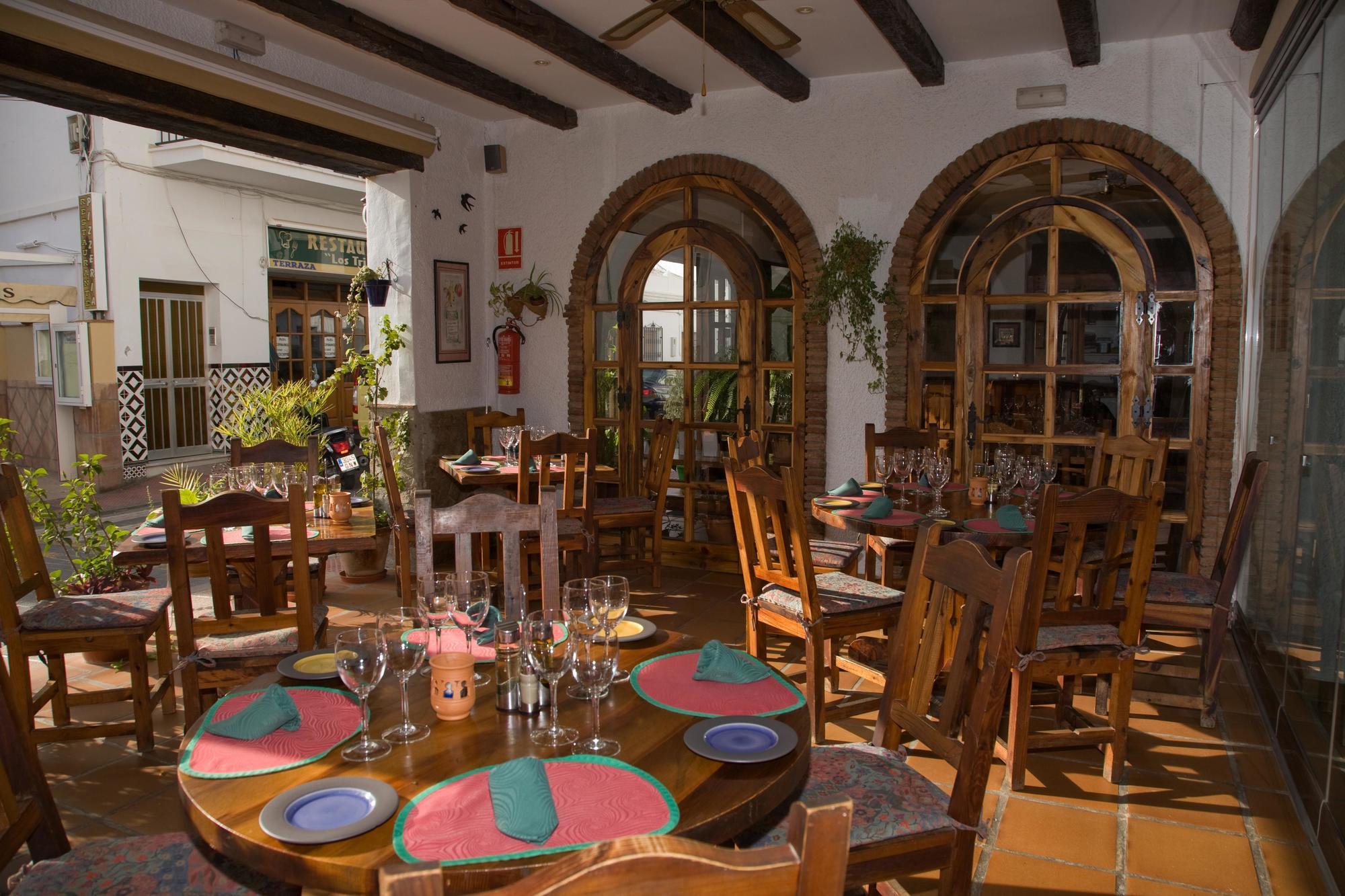 Pepe Mesa Apartamento Nerja