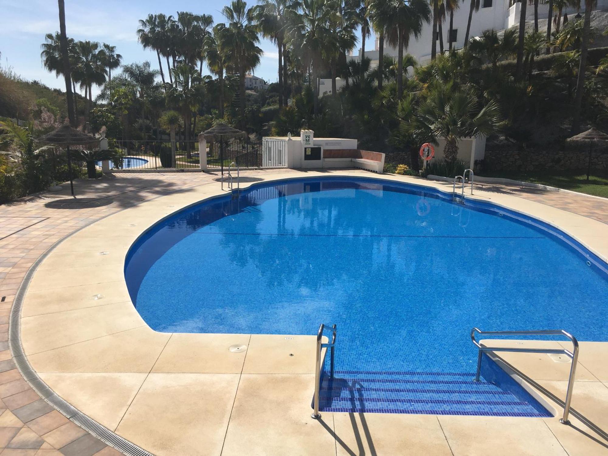 Сasa de vacaciones Stunning 3 Bedroom With Sea Views Nerja