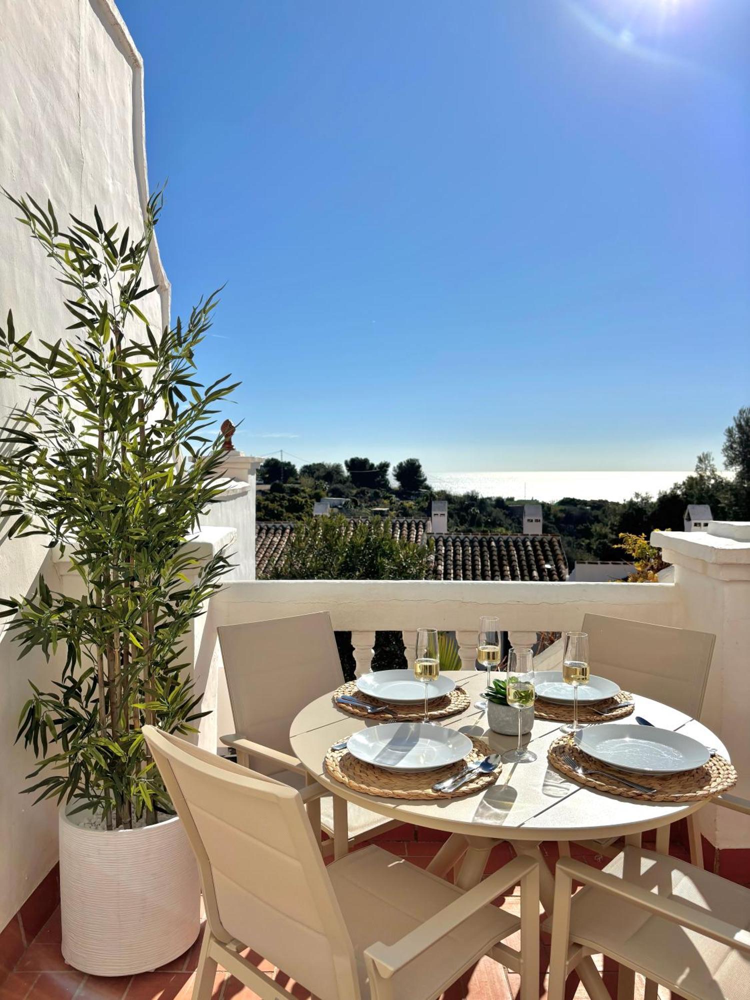 New With Sea View, Big Terrace & Pools * Nerja
