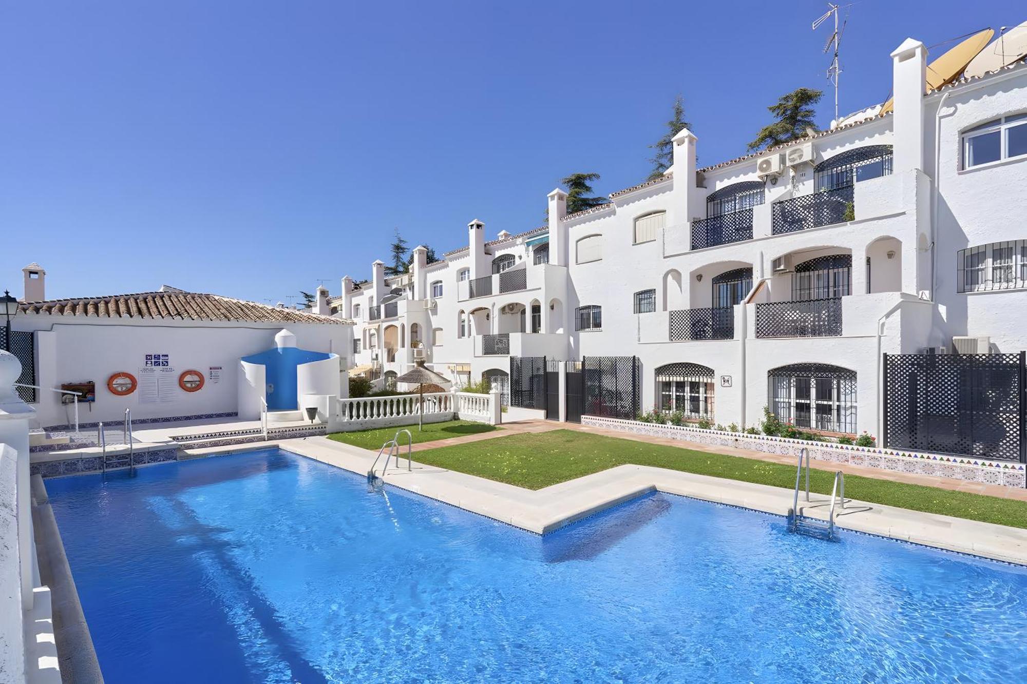 Casa Lena Town House With Pool Casa de férias