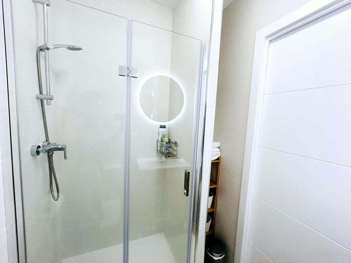 Prachtig In 2025 Gerenoveerd Appartement Met Airco In El Capistrano Village Nerja