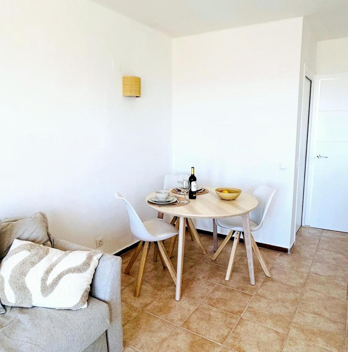Prachtig In 2025 Gerenoveerd Appartement Met Airco In El Capistrano Village