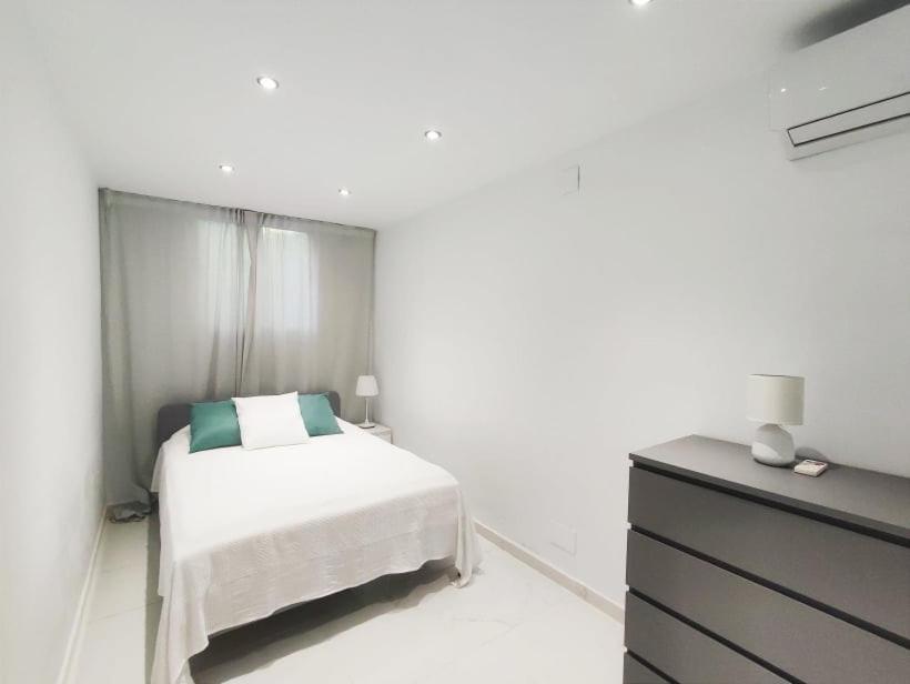 Beautiful 4 Bedroom Town House In Punta Lara Casa de férias